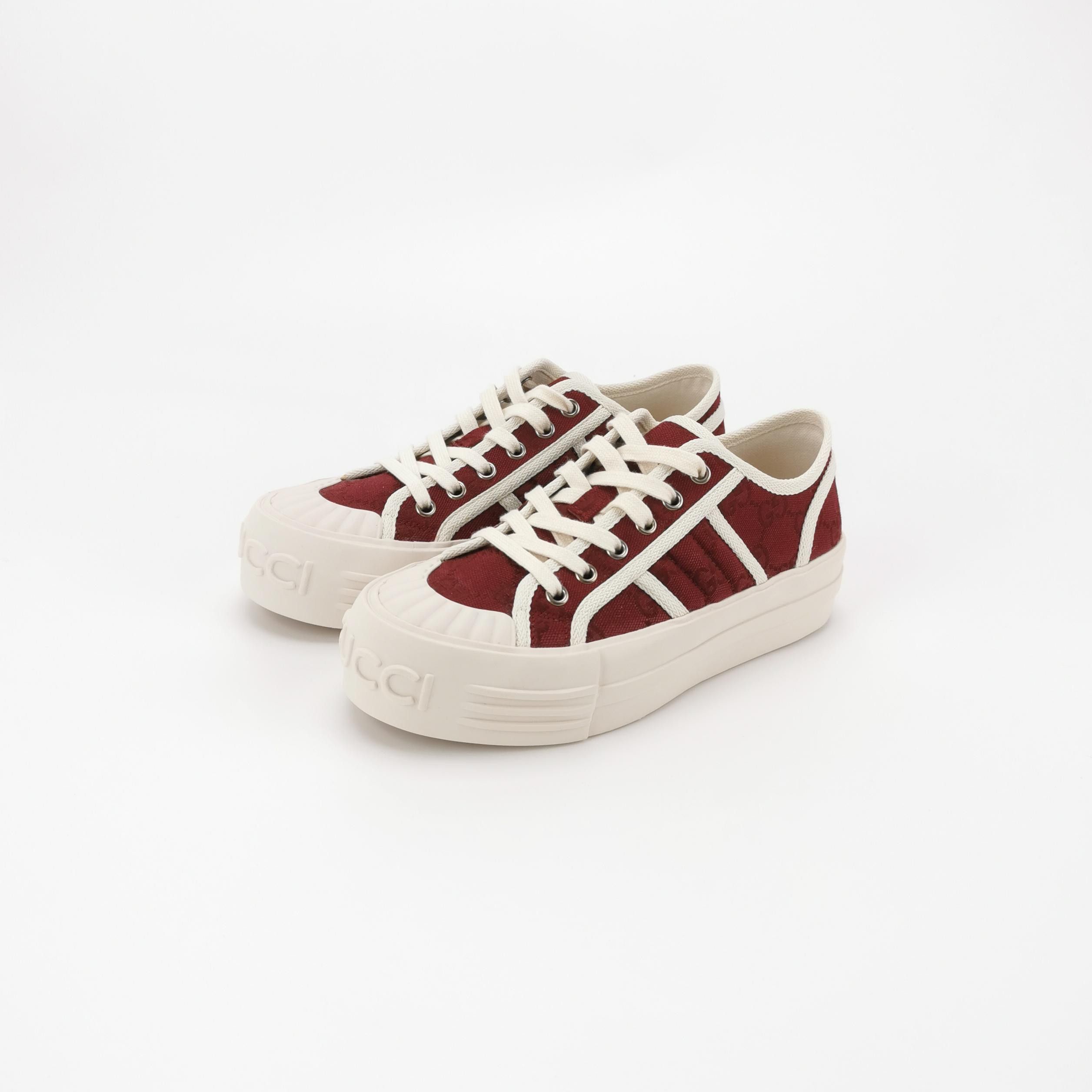 Gucci Gucci Women 6 Lowtop Sneakers Size US 6 / IT 36 - 2 Thumbnail