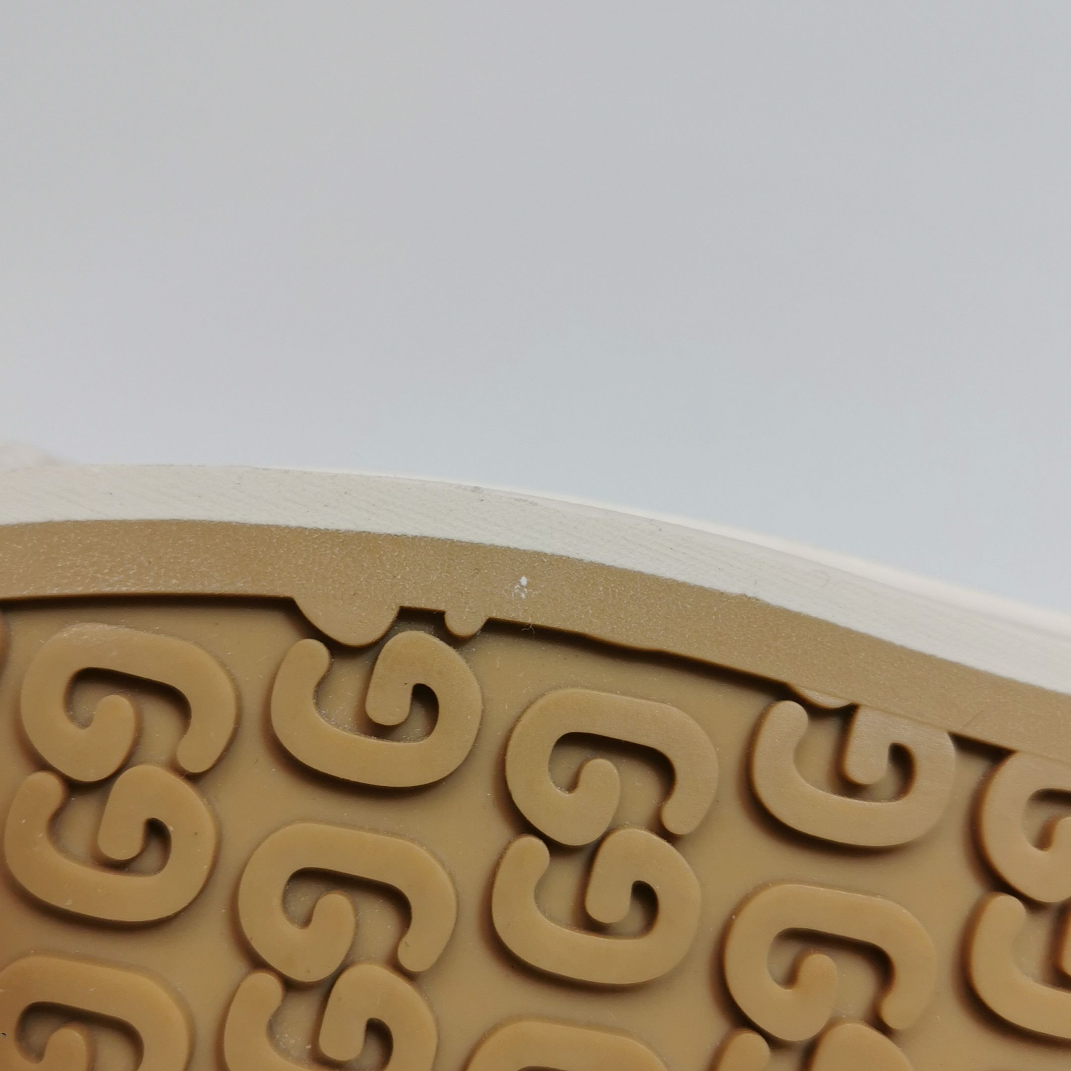 Gucci Gucci Women 6 Lowtop Sneakers Size US 6 / IT 36 - 7 Thumbnail