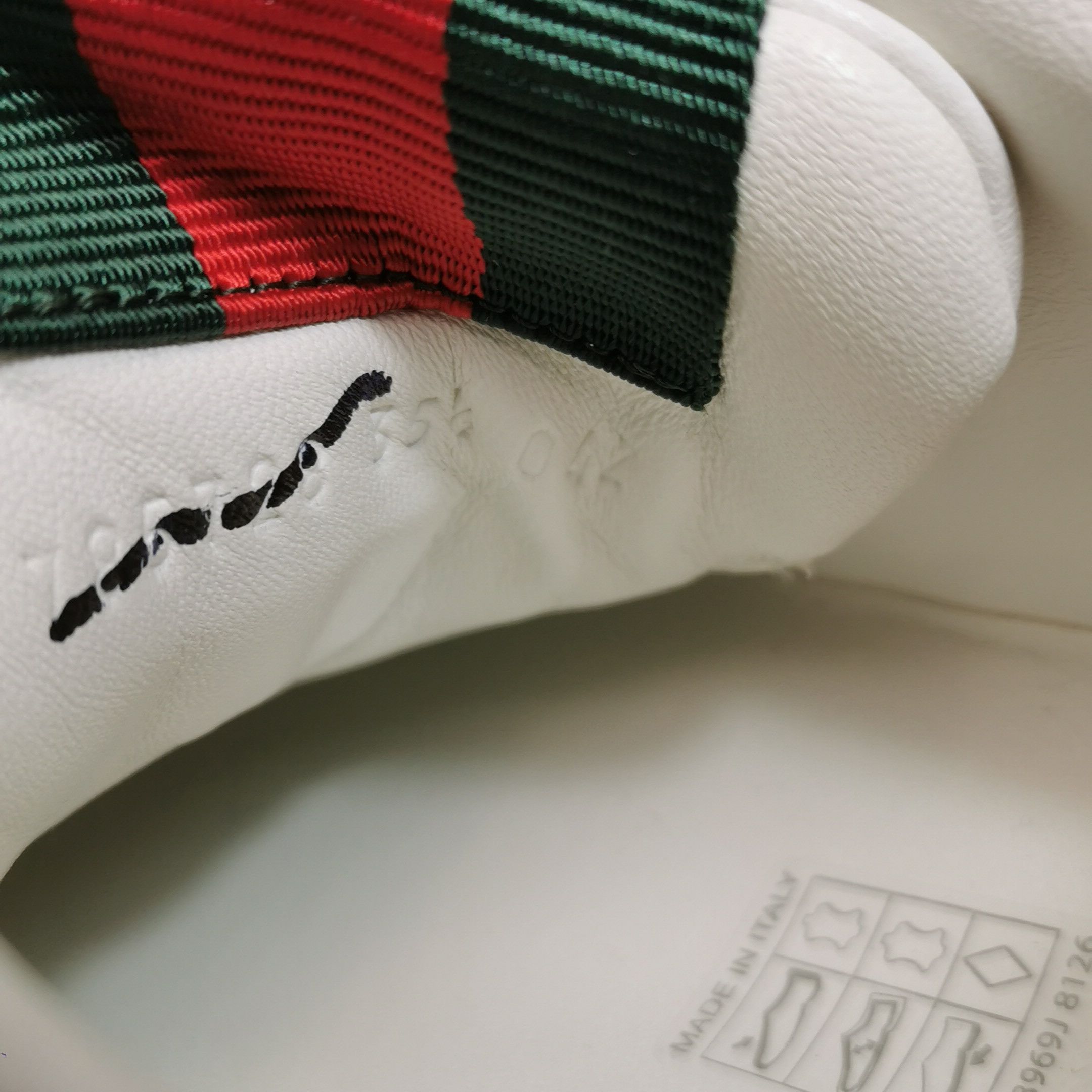 Gucci Gucci Women 5-5 Lowtop Sneakers Size US 5.5 / IT 35.5 - 20 Thumbnail
