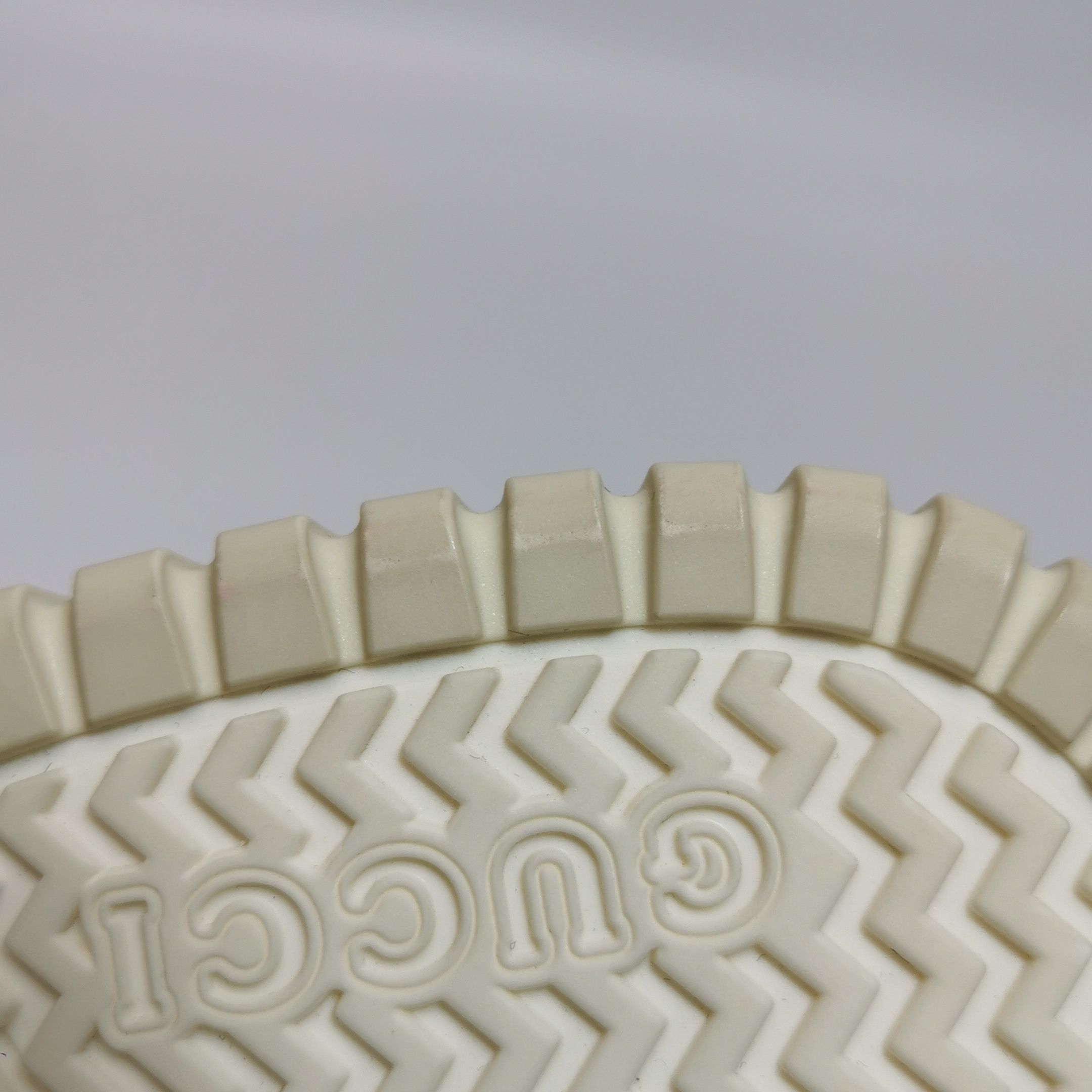 Gucci Gucci Women 5-5 Lowtop Sneakers Size US 5.5 / IT 35.5 - 17 Thumbnail