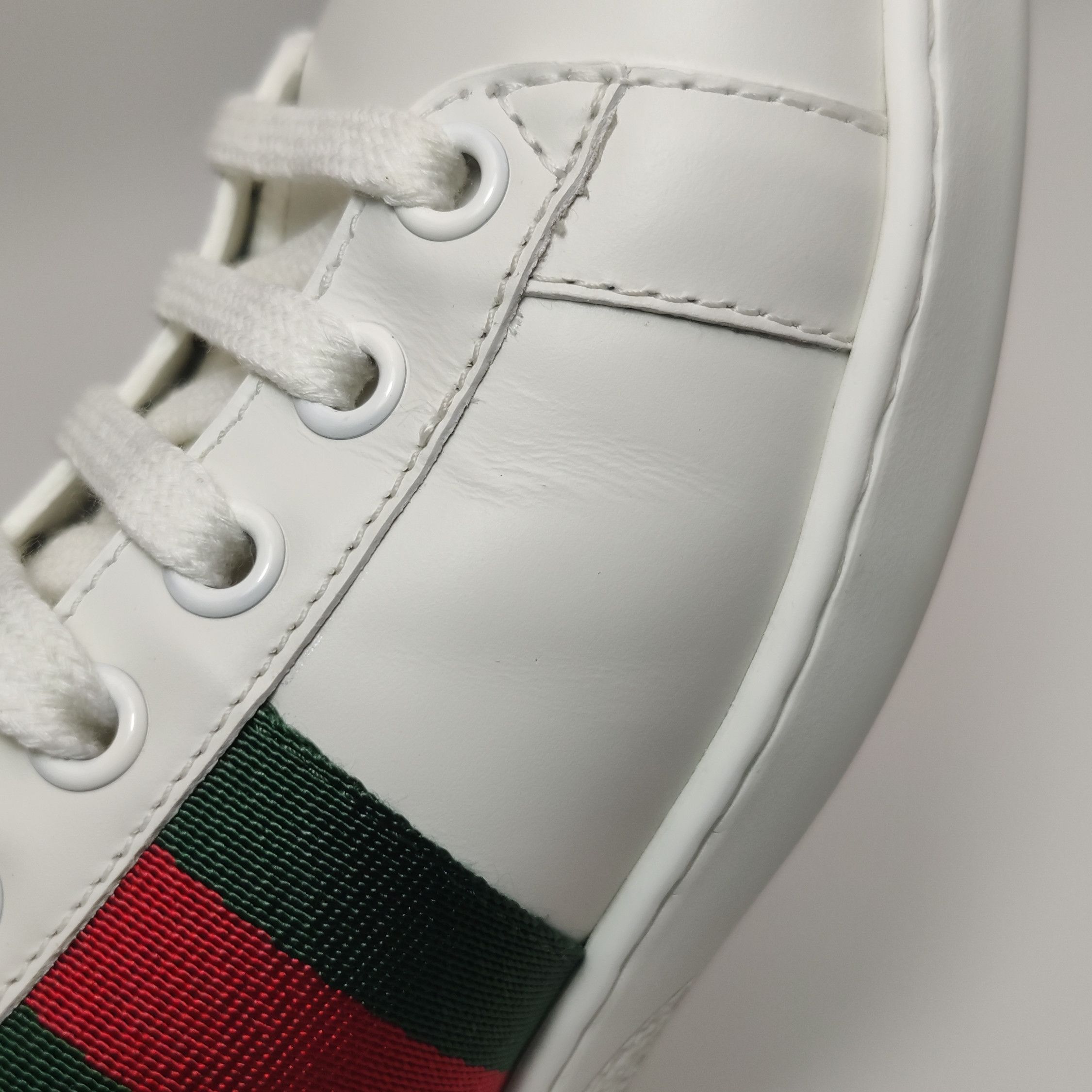 Gucci Gucci Women 7 Lowtop Sneakers Size US 7 / IT 37 - 14 Thumbnail