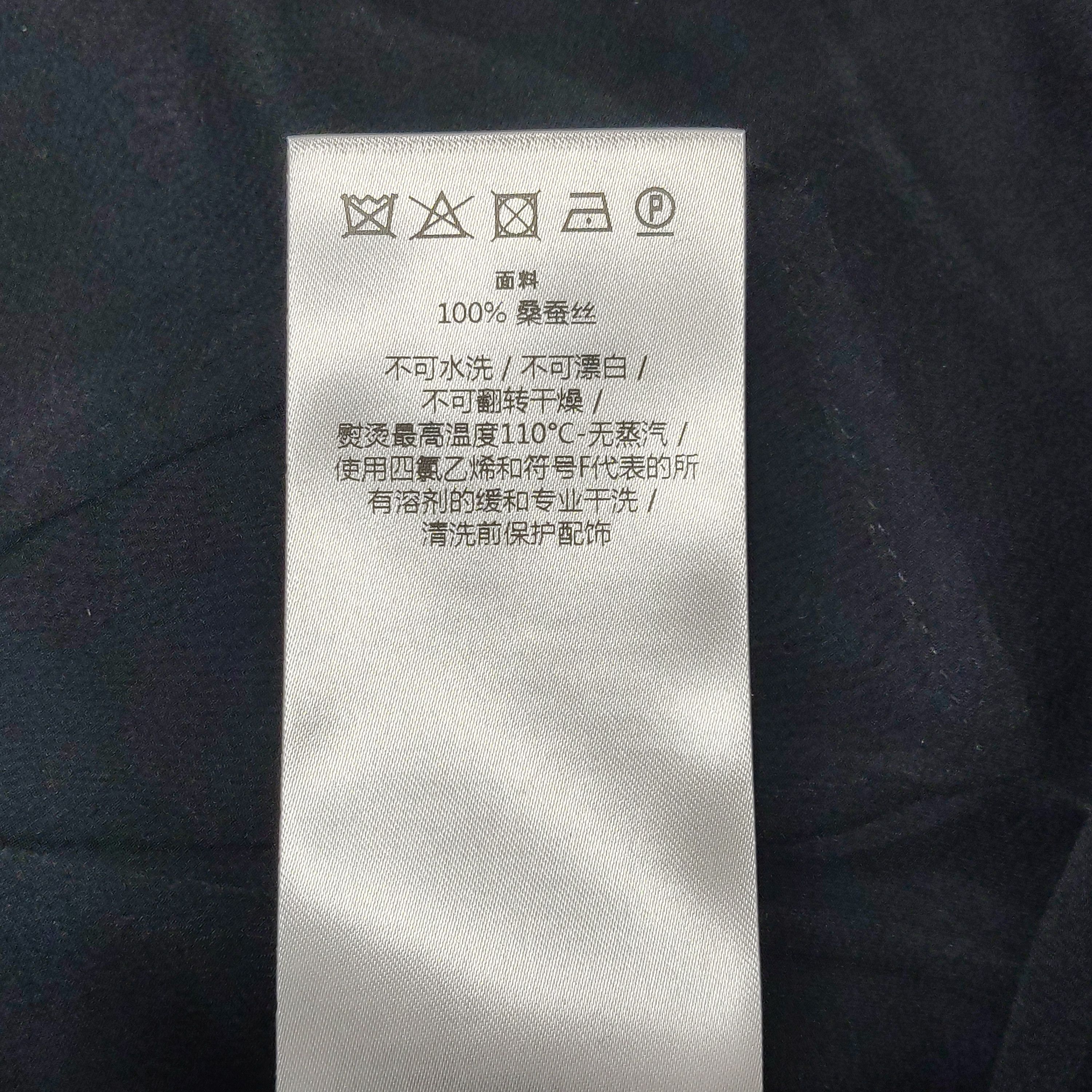 Gucci Gucci Women it_40 Short Sleeve Shirts Size S / US 4 / IT 40 - 9 Thumbnail