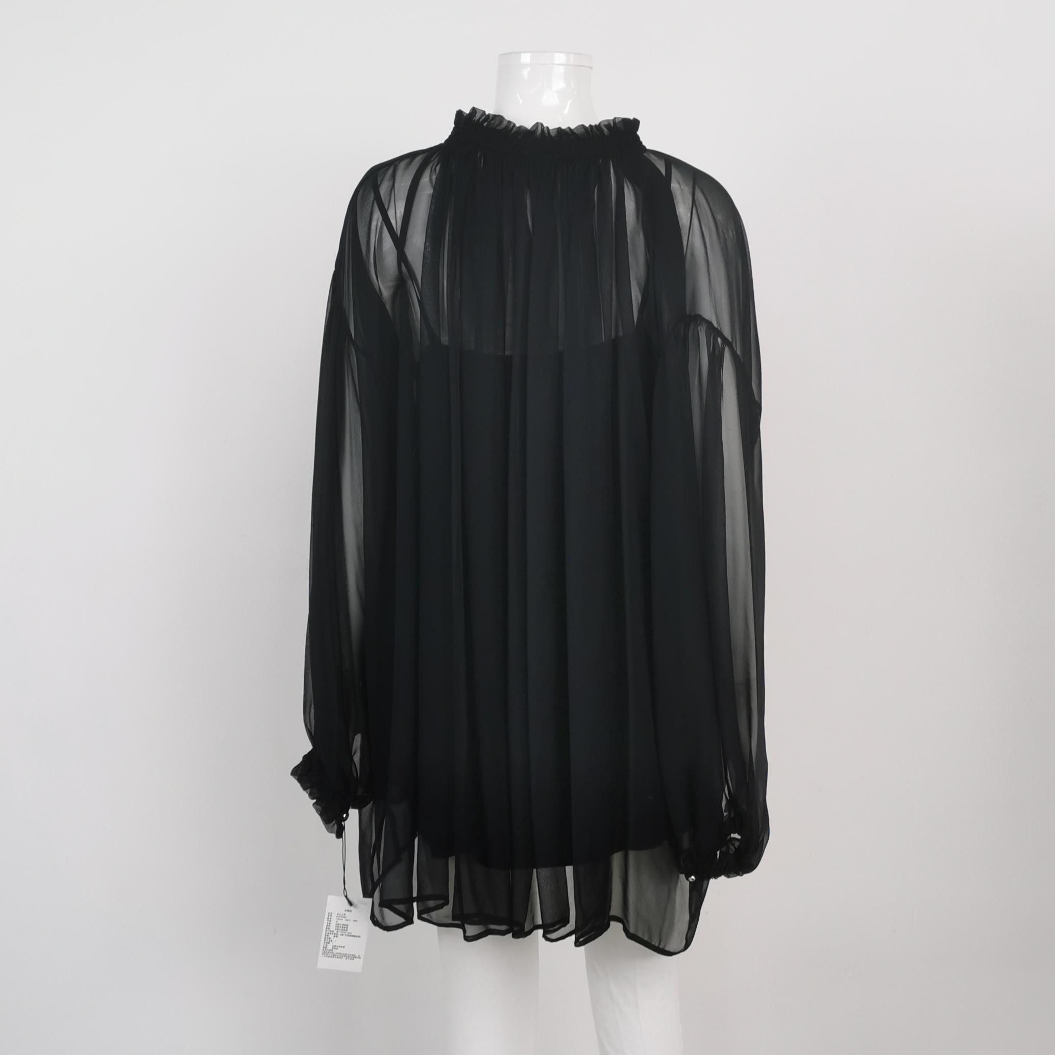 Gucci Gucci Women it_40 Short Sleeve Shirts Size S / US 4 / IT 40 - 2 Thumbnail