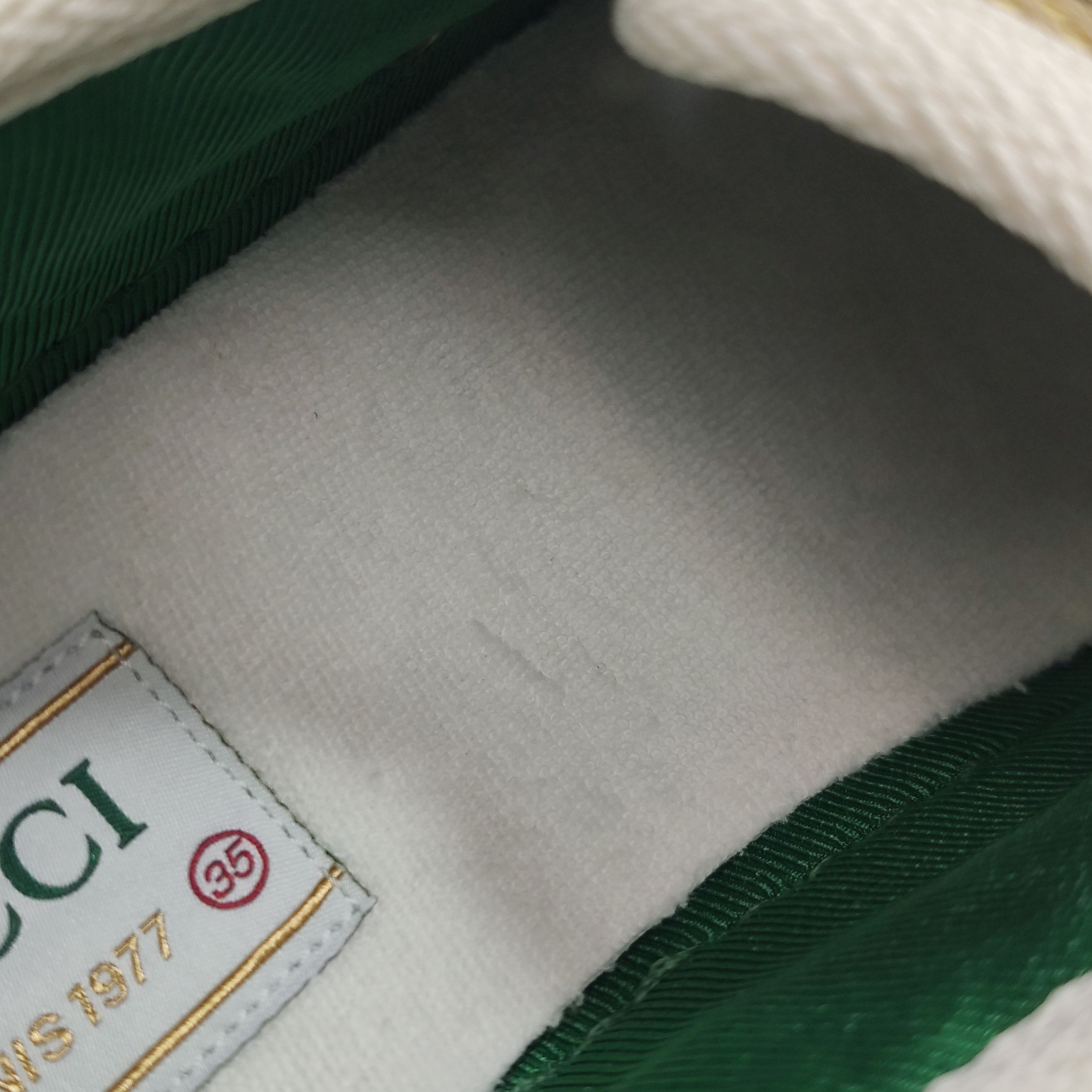 Gucci Gucci Women 5 Lowtop Sneakers Size US 5 / IT 35 - 7 Thumbnail