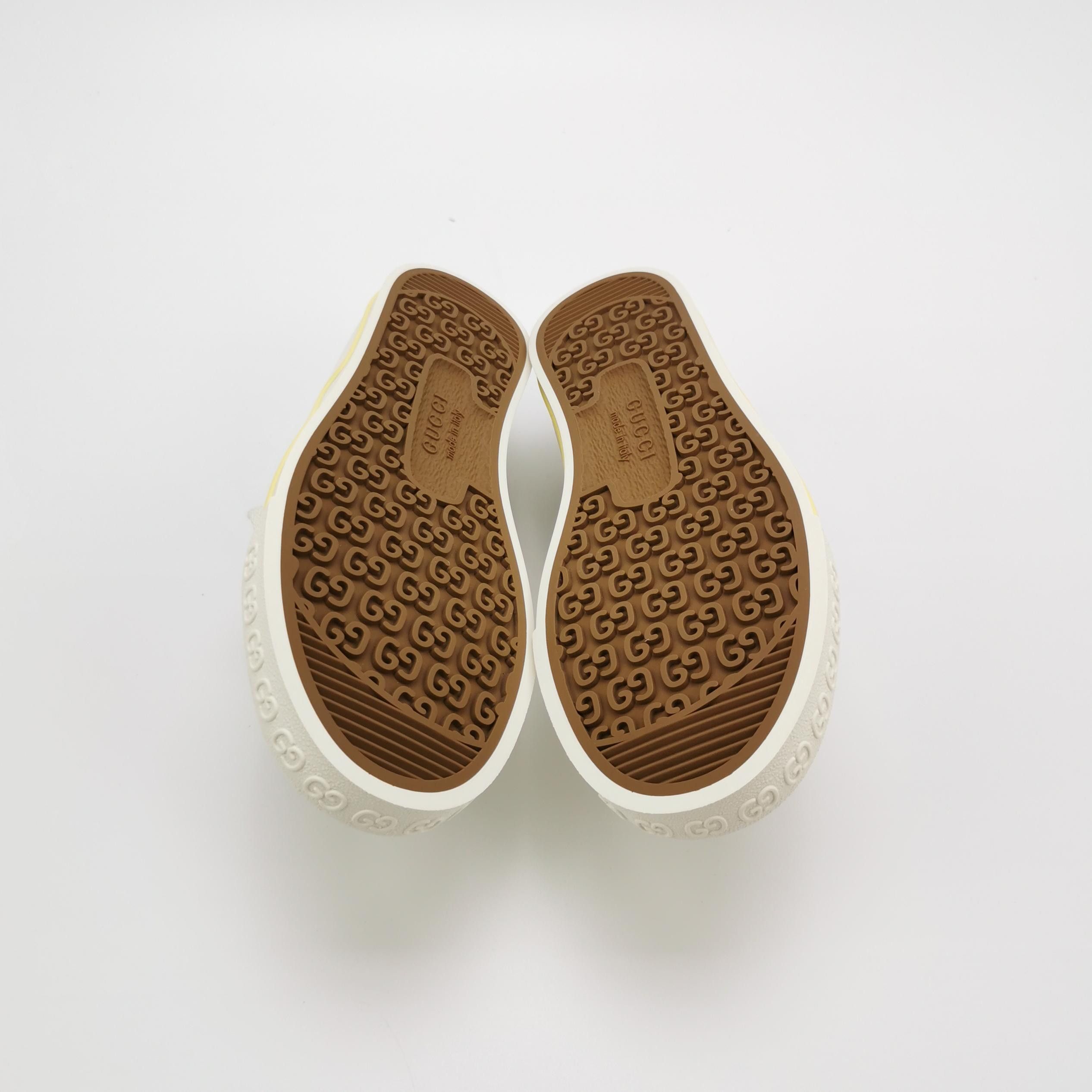 Gucci Gucci Women 5 Lowtop Sneakers Size US 5 / IT 35 - 5 Thumbnail