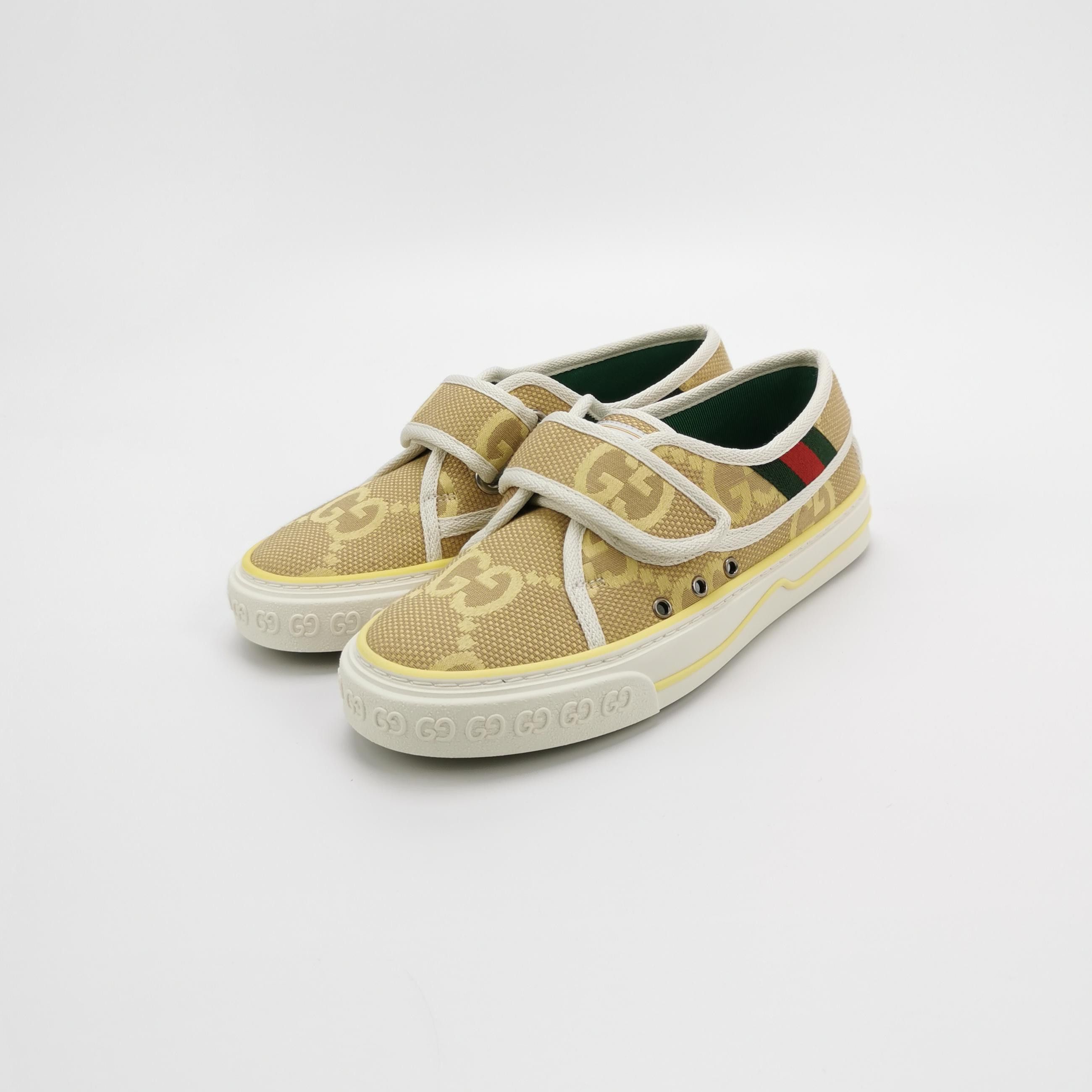 Gucci Gucci Women 5 Lowtop Sneakers Size US 5 / IT 35 - 2 Thumbnail
