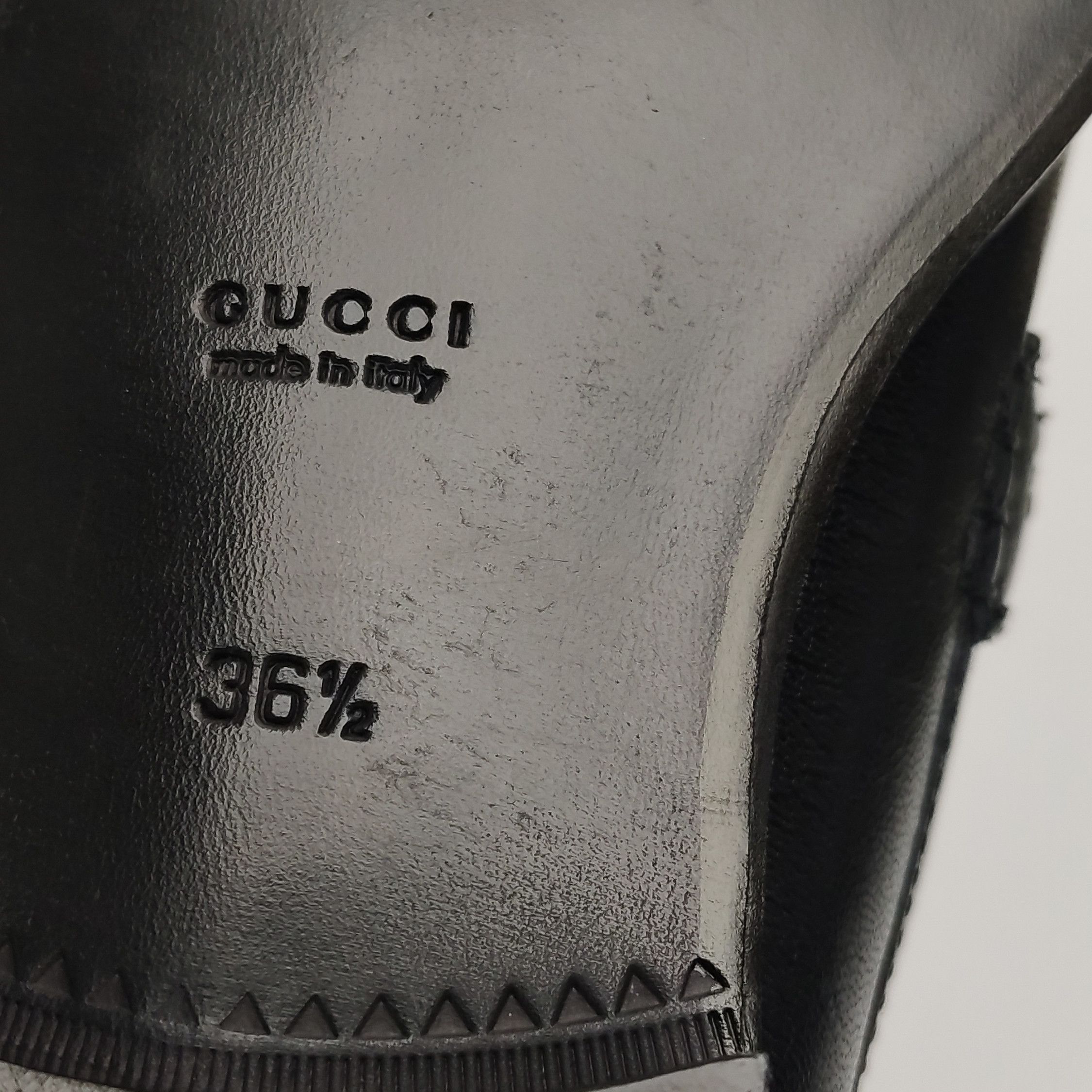 Gucci Gucci Women 6-5 Flats Size US 6.5 / IT 36.5 - 14 Thumbnail