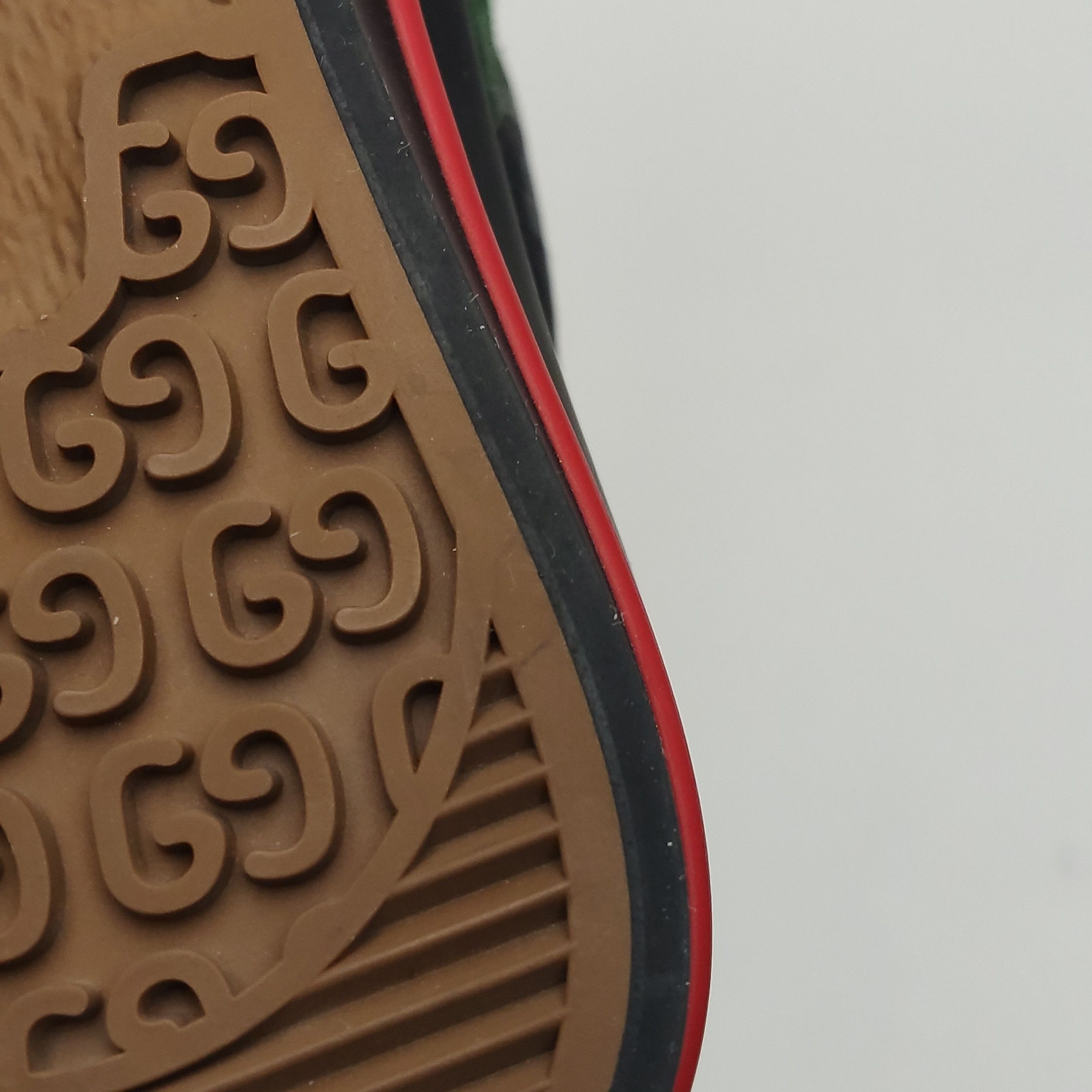 Gucci Gucci Women 6-5 Lowtop Sneakers Size US 6.5 / IT 36.5 - 13 Thumbnail