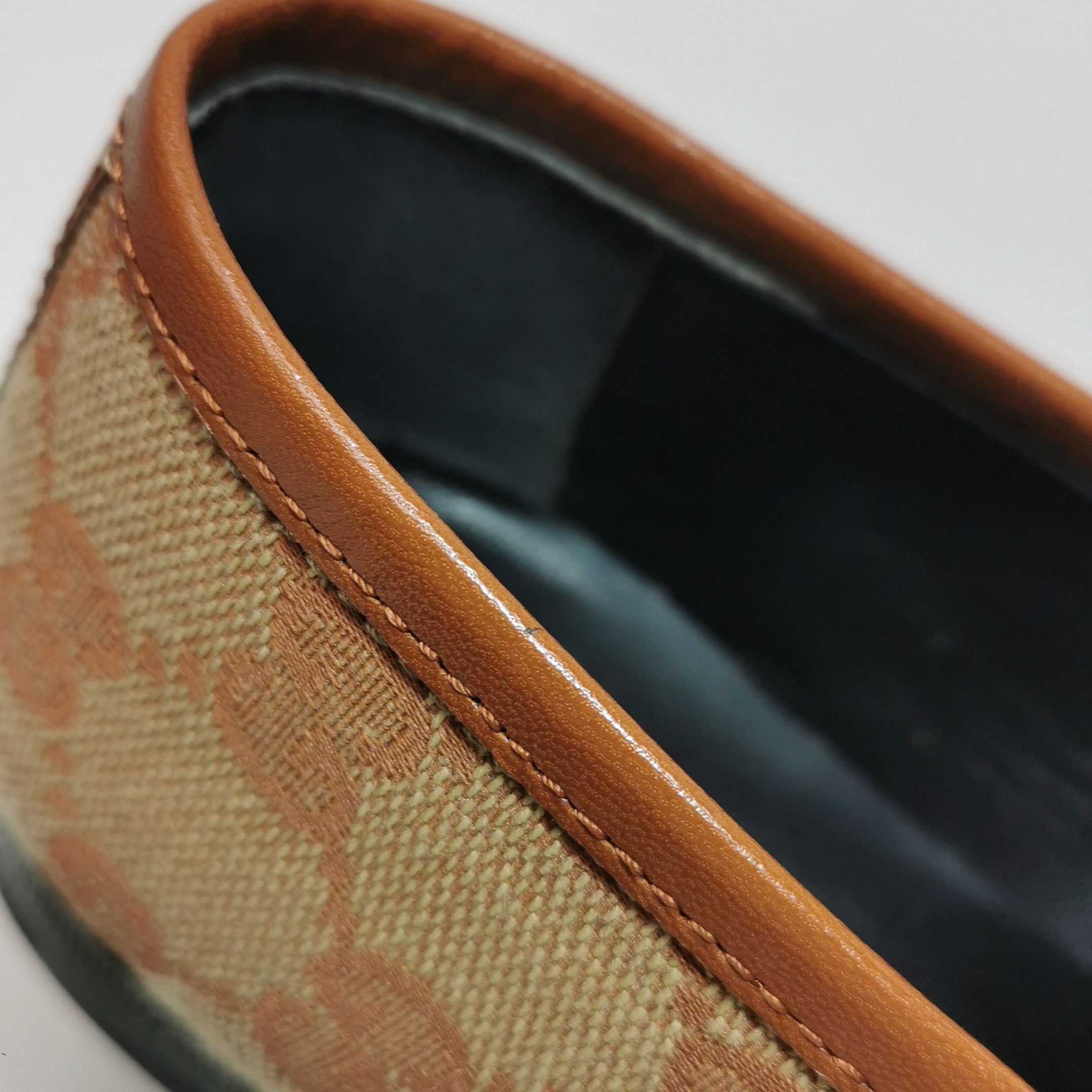 Gucci Gucci Women 5-5 Flats Size US 5.5 / IT 35.5 - 9 Thumbnail