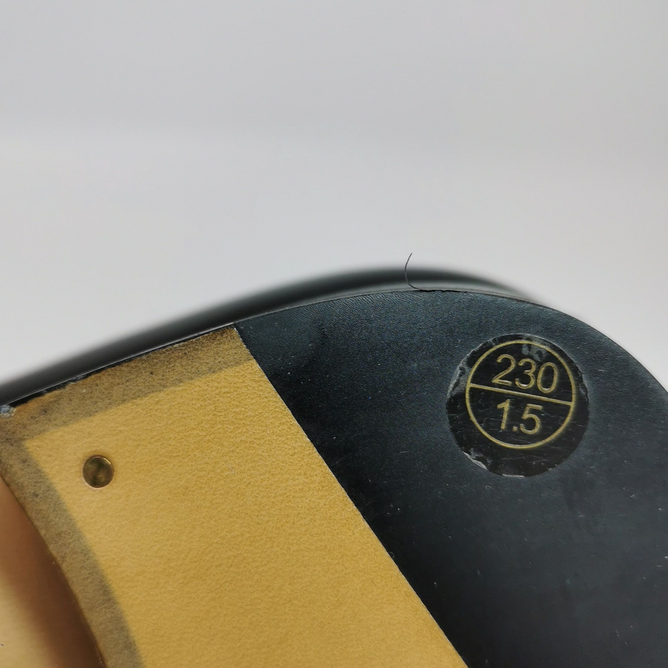 Gucci Gucci Women 6-5 Flats Size US 6.5 / IT 36.5 - 10 Thumbnail