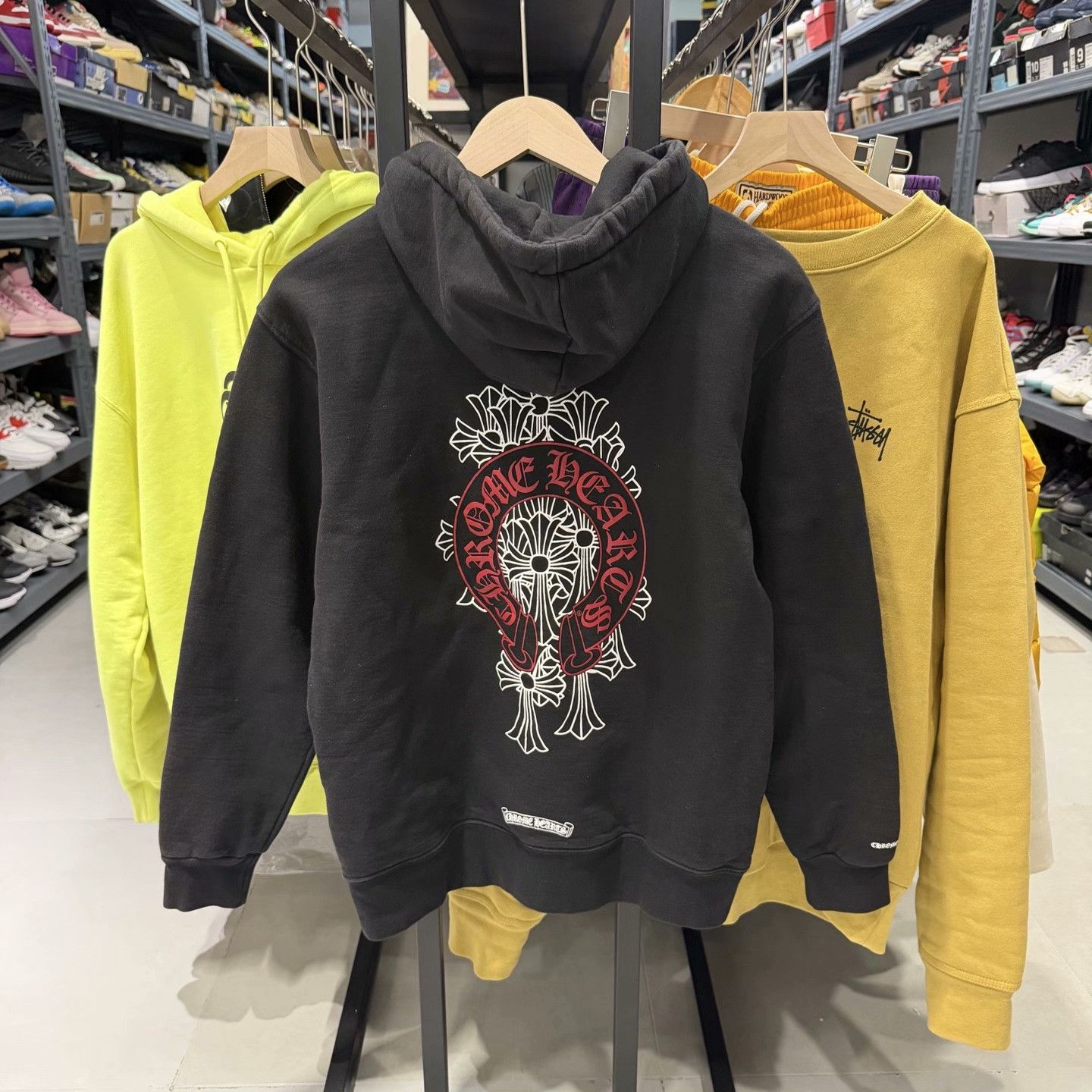 Chrome Hearts Chrome Hearts Red Horseshoe Zip Hoodie Size L Size US L / EU 52-54 / 3 - 3 Thumbnail