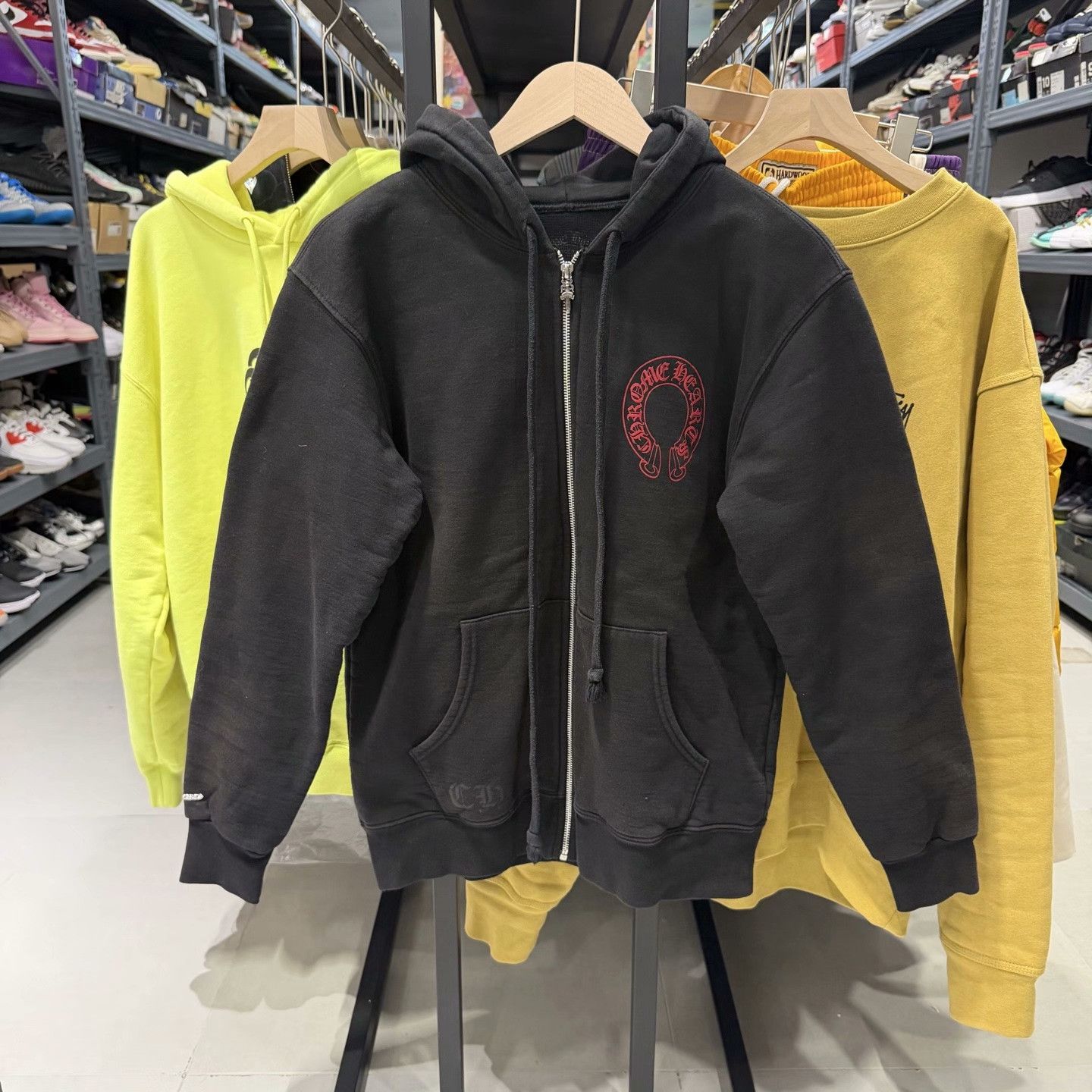 Chrome Hearts Chrome Hearts Red Horseshoe Zip Hoodie Size L Size US L / EU 52-54 / 3 - 2 Thumbnail