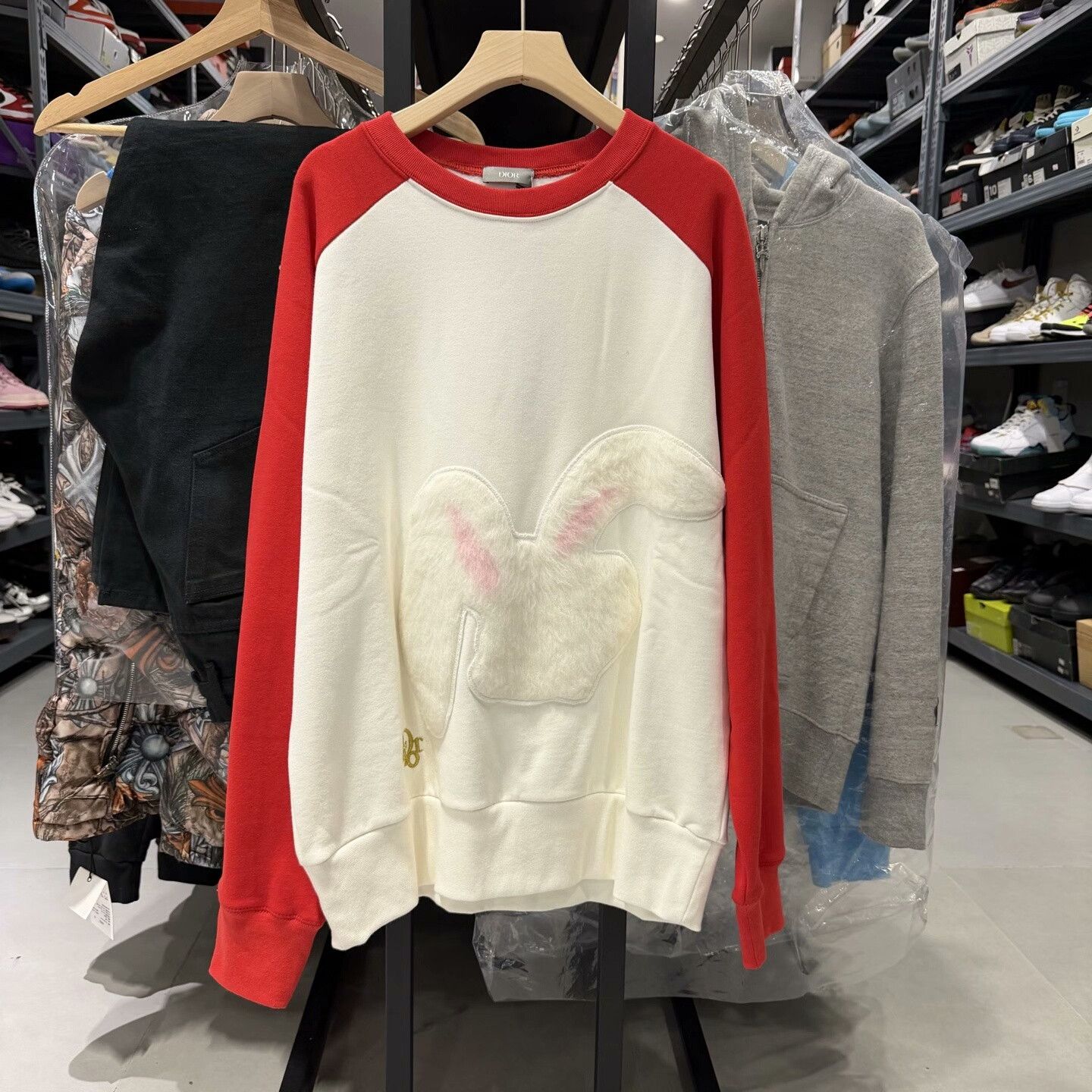Dior Dior Rabbit Patch Sweatshirt Size L Size US L / EU 52-54 / 3 - 2 Thumbnail