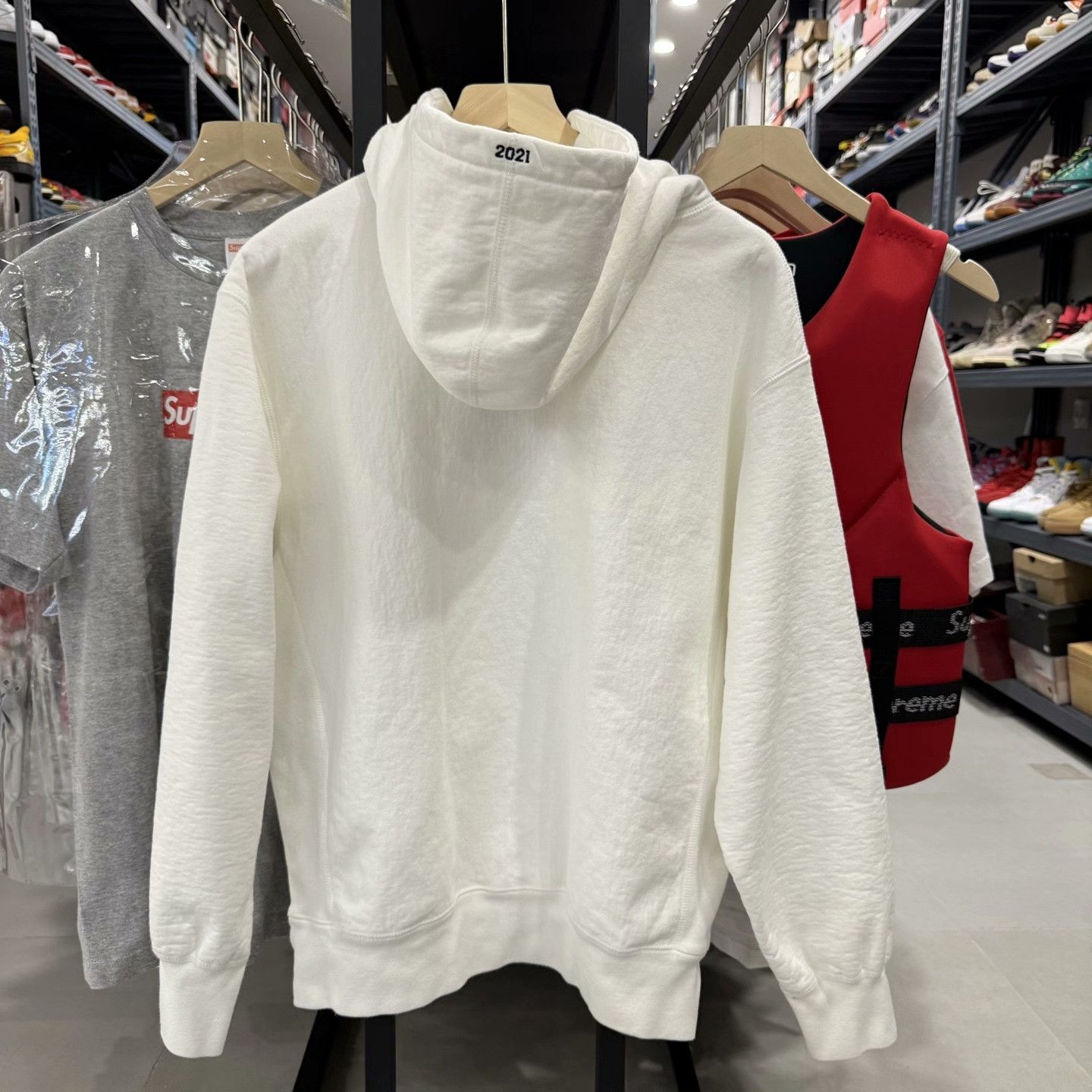 Supreme Supreme Box Logo Hoodie Size M Size US M / EU 48-50 / 2 - 3 Thumbnail
