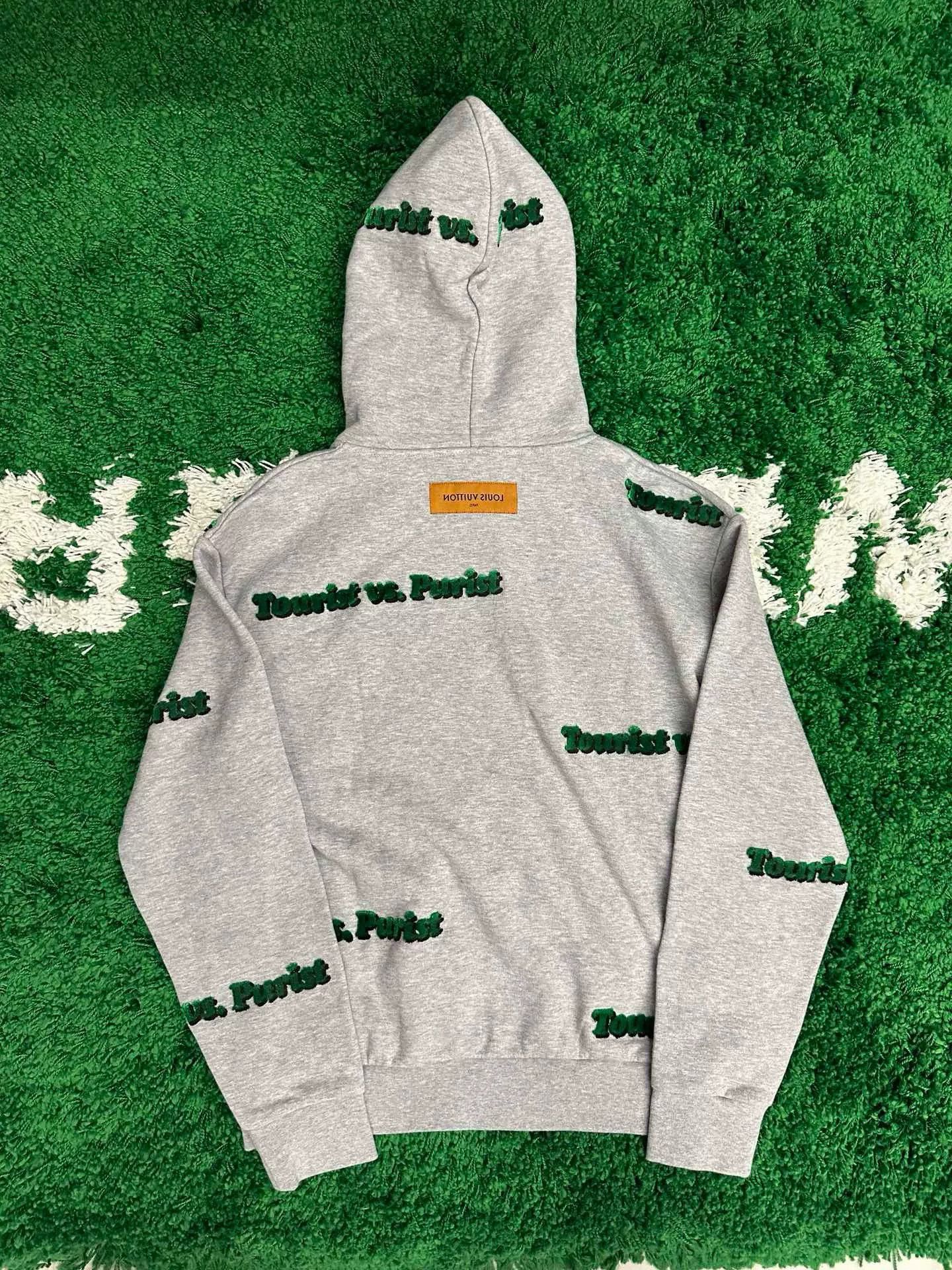 Louis Vuitton Louis Vuitton Tourist vs. Purist Hoodie Size M Size US M / EU 48-50 / 2 - 7 Thumbnail