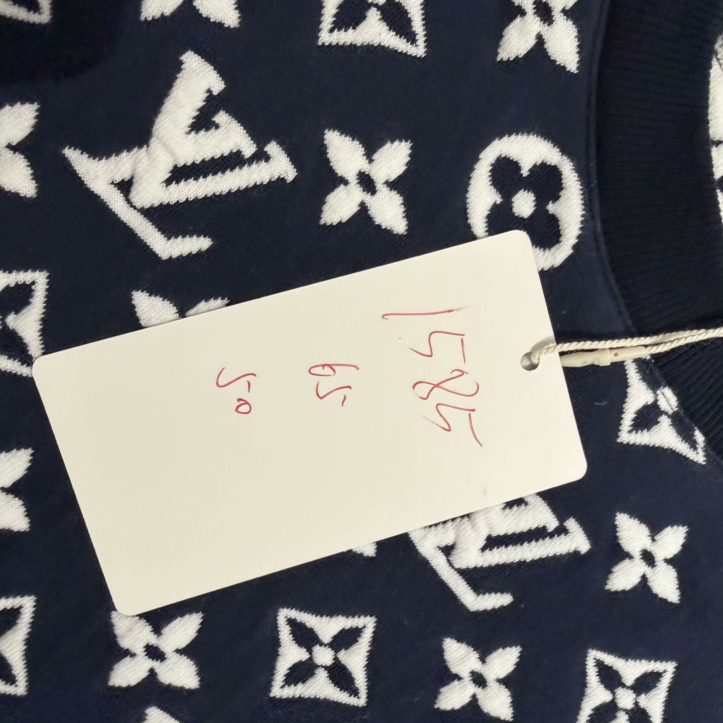Louis Vuitton Louis Vuitton Monogram Knit Sweater Size L Size US L / EU 52-54 / 3 - 6 Thumbnail