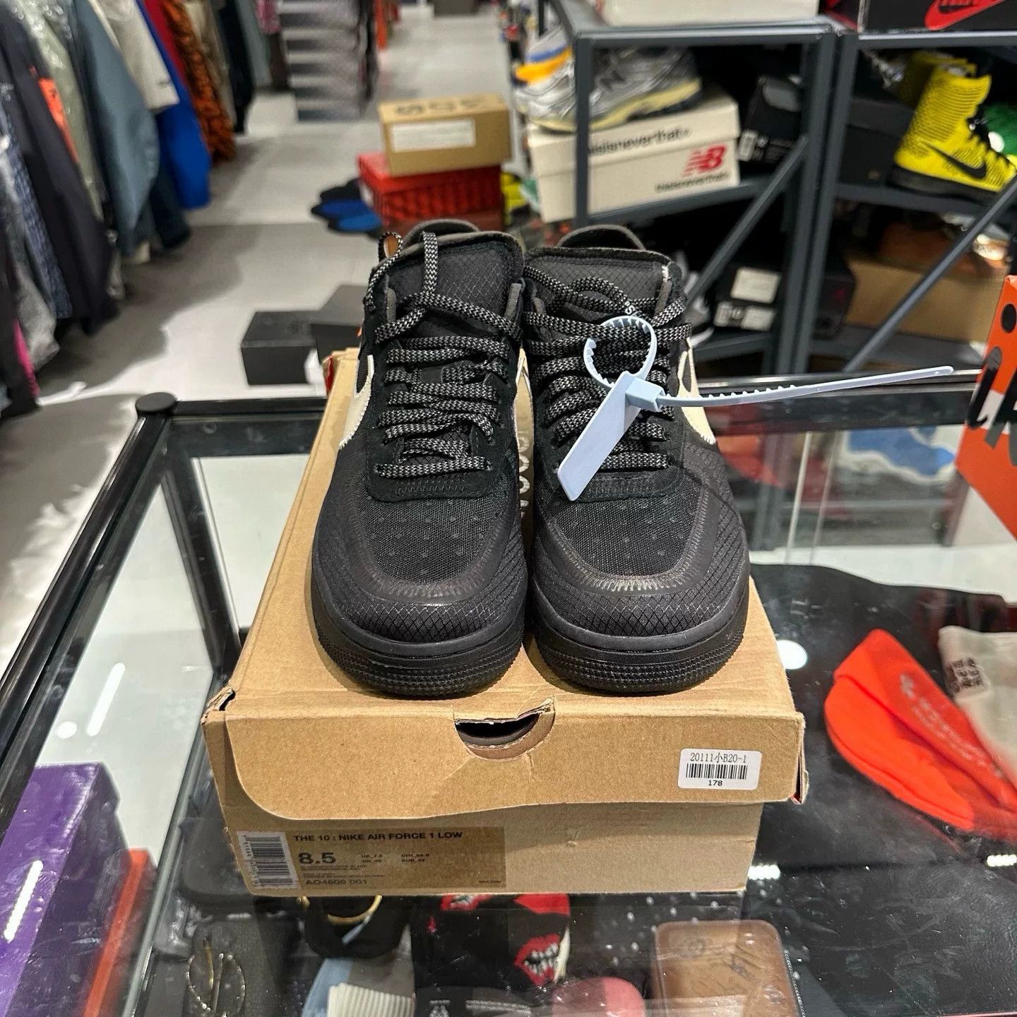 Nike Nike x Off-White Air Force 1 Low Size 8.5 Size US 8.5 / EU 41-42 - 3 Thumbnail