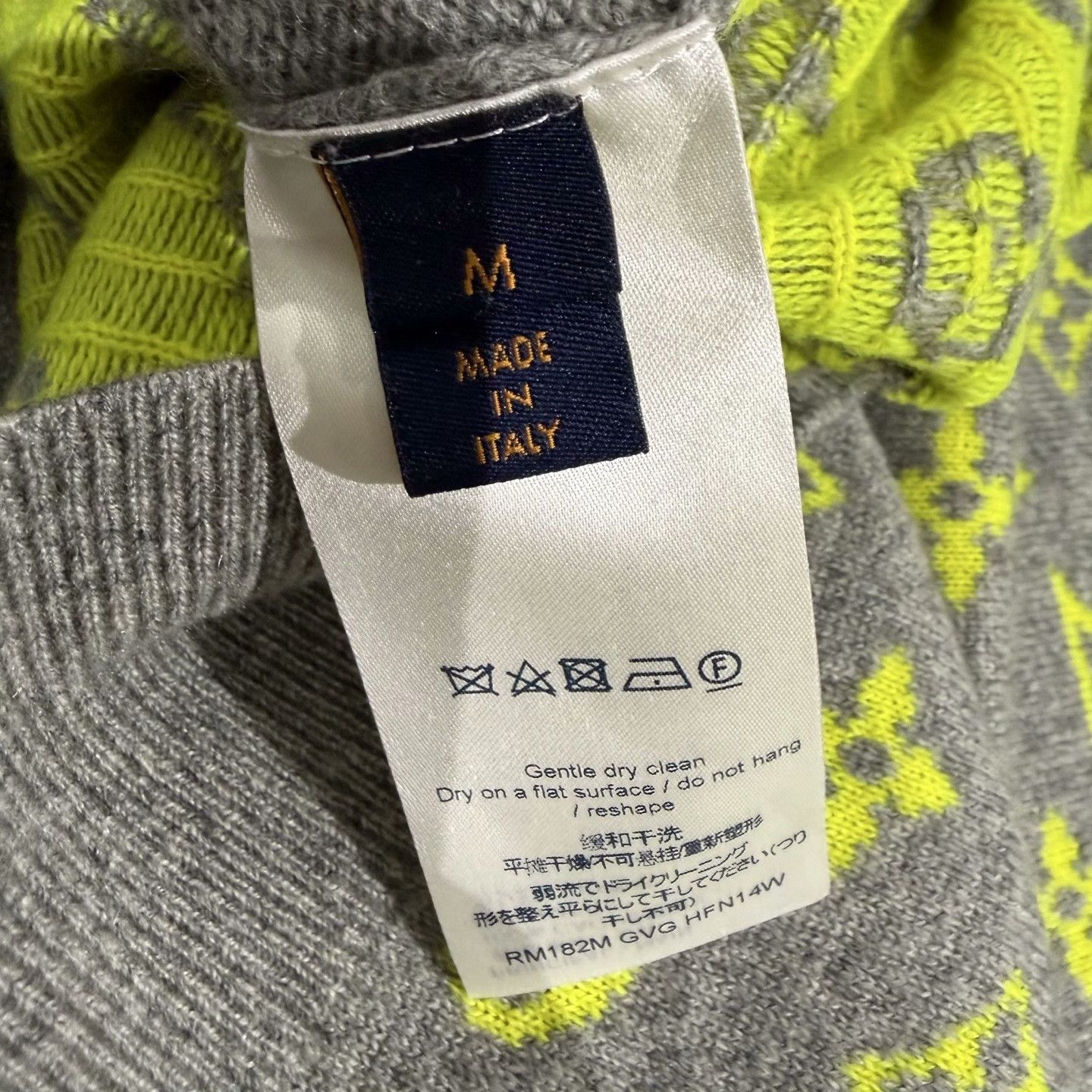 Louis Vuitton Louis Vuitton Monogram Cashmere Sweater Size M Size US M / EU 48-50 / 2 - 5 Thumbnail