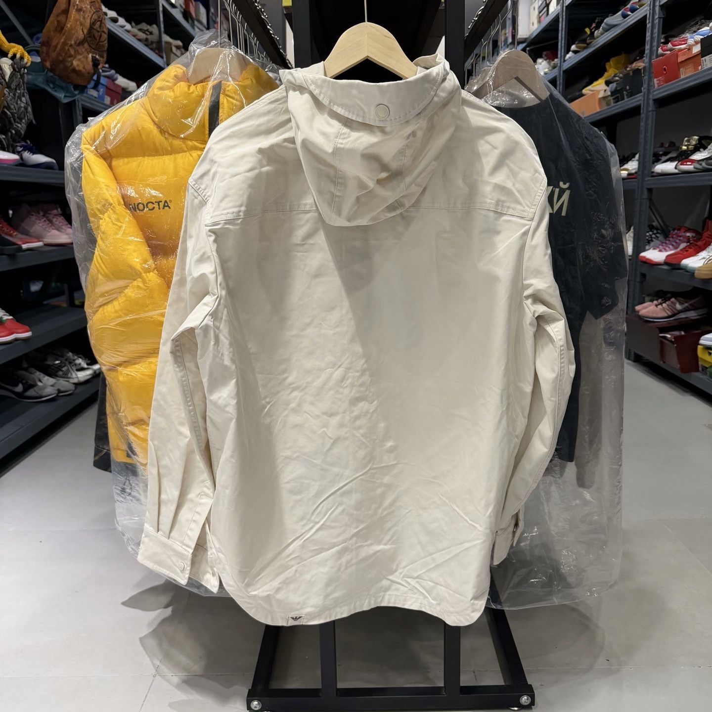 Emporio Armani Emporio Armani Hooded Jacket Size 52 Size US L / EU 52-54 / 3 - 3 Thumbnail