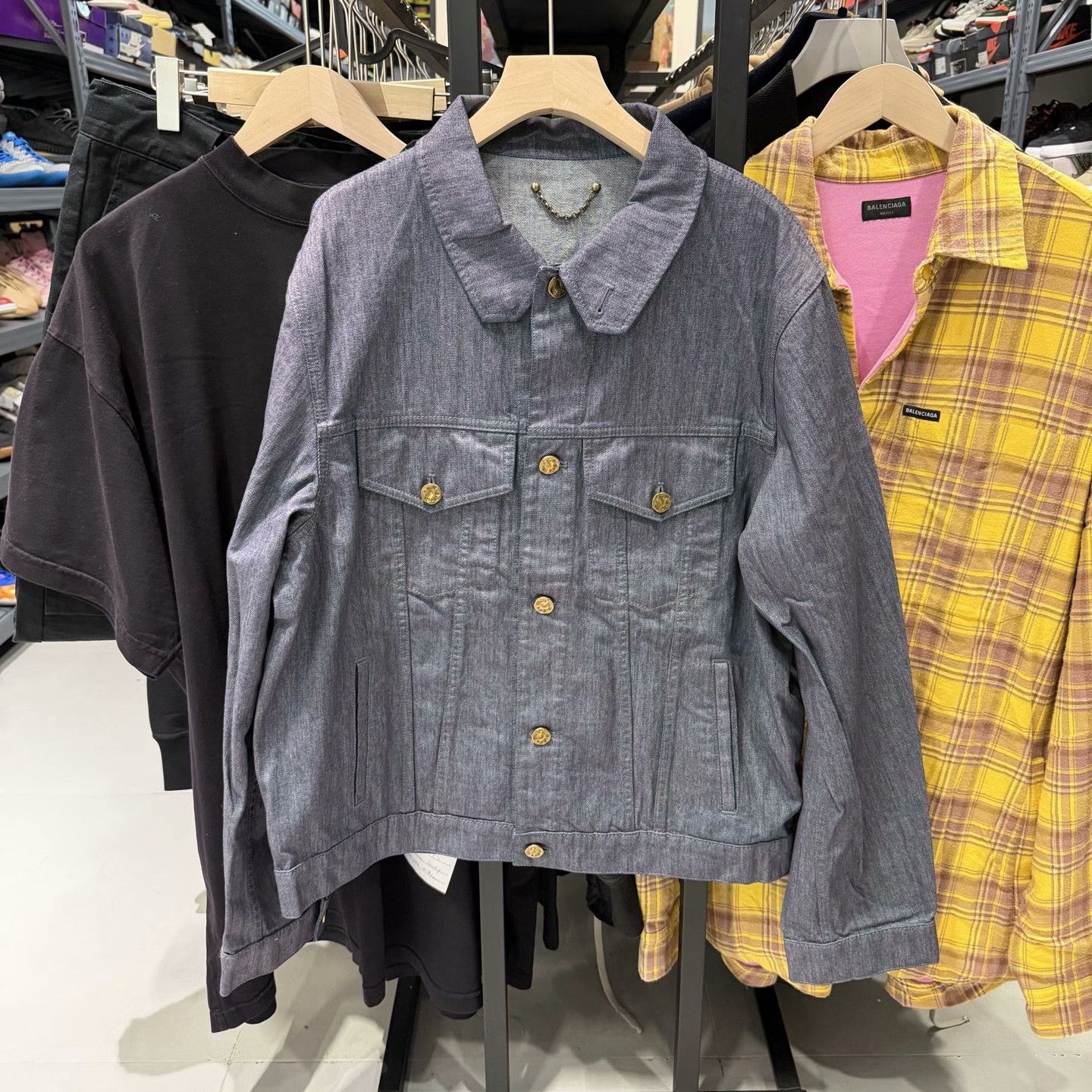 Louis Vuitton Louis Vuitton Monogram Denim Jacket Size L Size US L / EU 52-54 / 3 - 2 Thumbnail