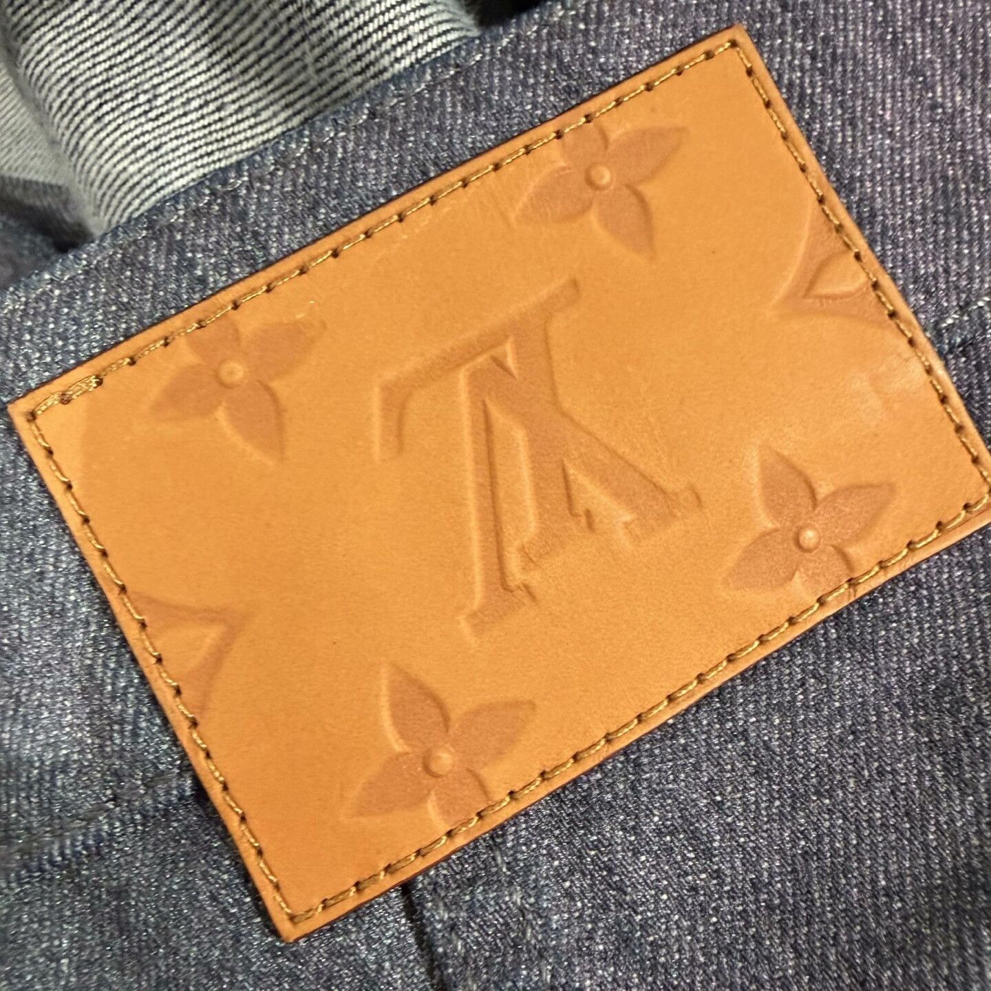 Louis Vuitton Louis Vuitton Monogram Denim Jacket Size L Size US L / EU 52-54 / 3 - 7 Thumbnail