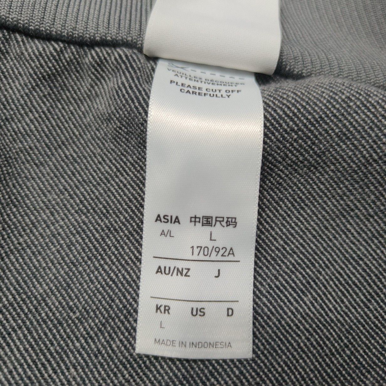 Adidas Adidas Originals Washed Denim Track Jacket Size M Size US M / EU 48-50 / 2 - 3 Thumbnail