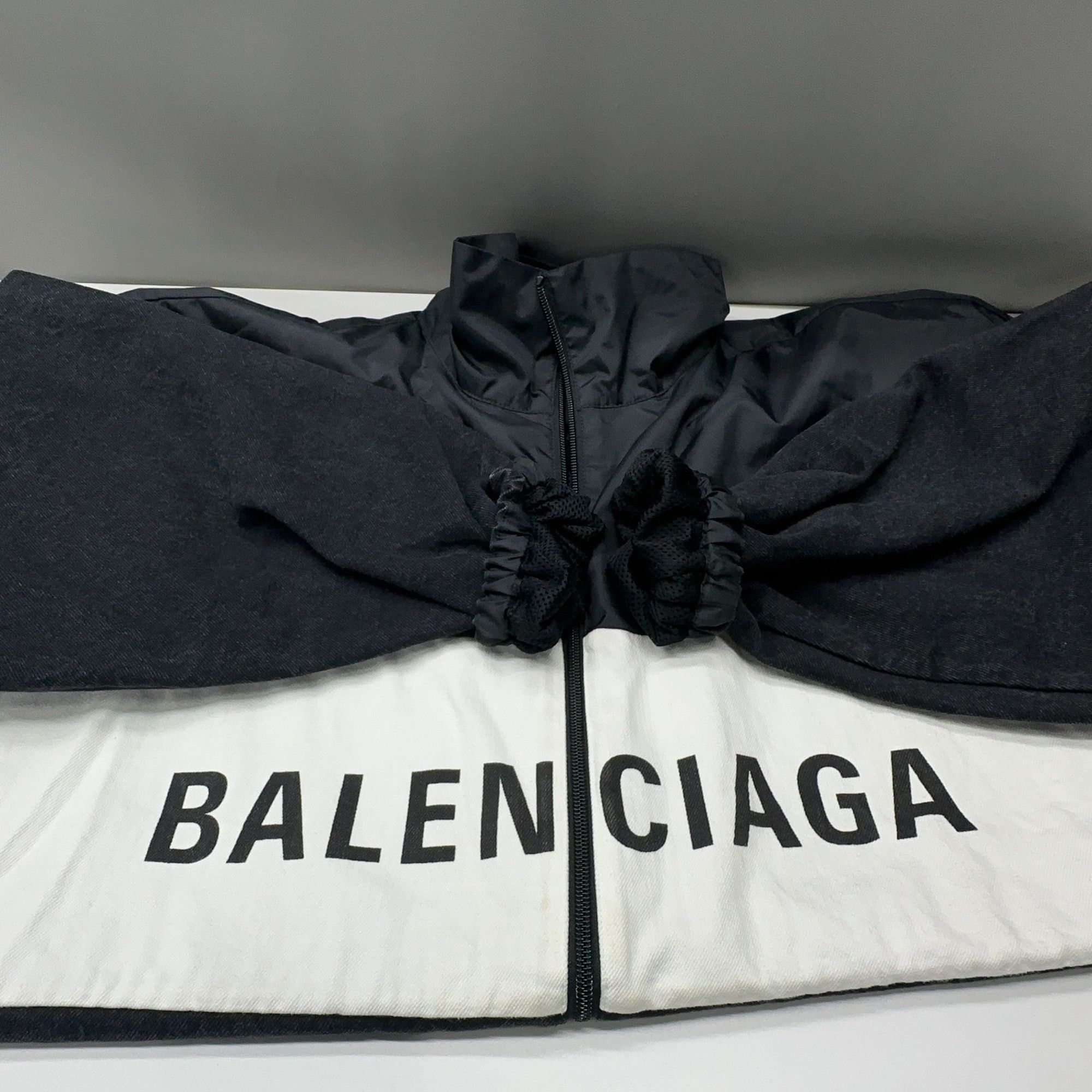 Balenciaga Balenciaga Logo Print Jacket Size 36 Size XS / US 0-2 / IT 36-38 - 7 Thumbnail