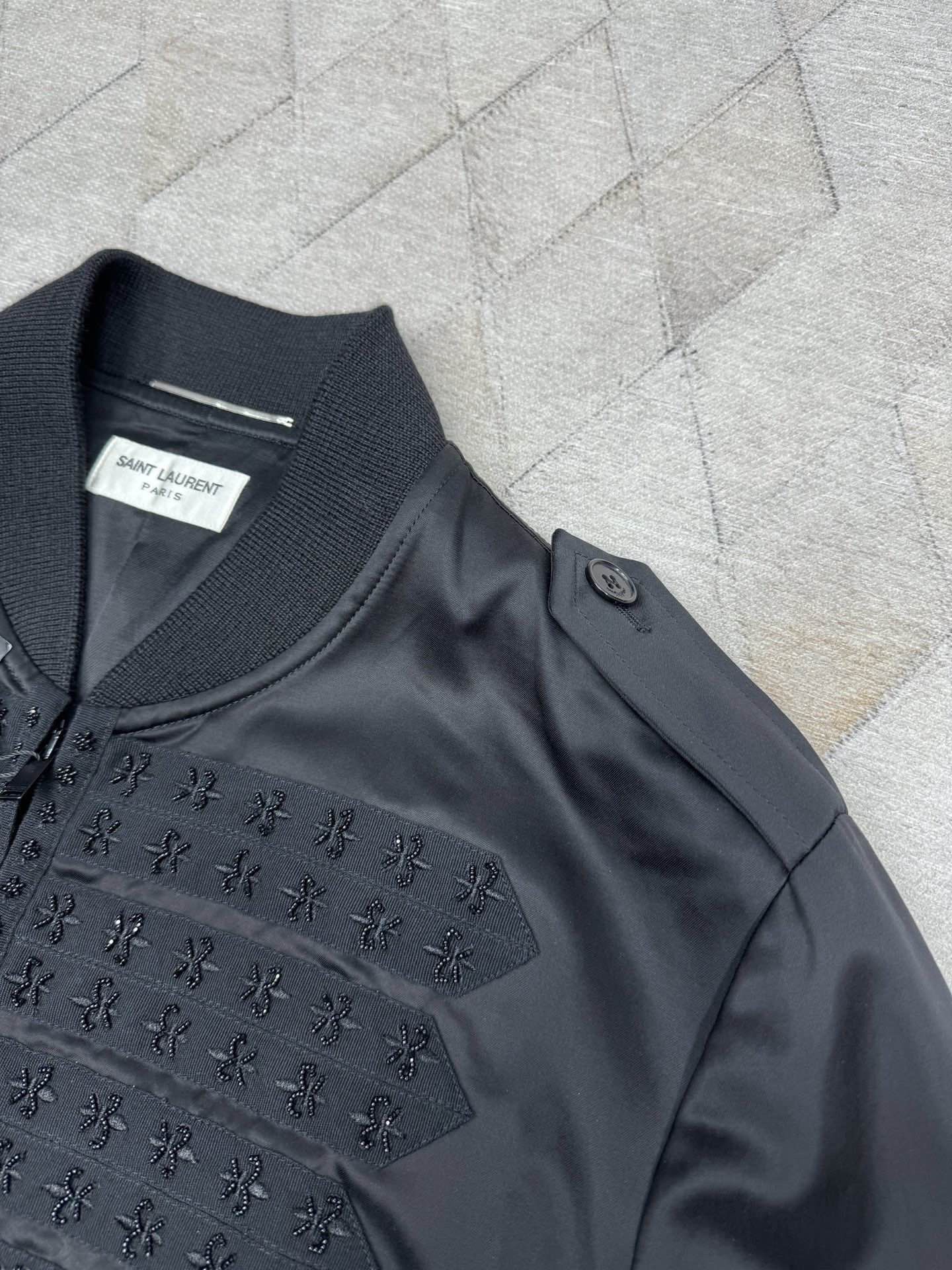 Saint Laurent Paris Saint Laurent Satin Embellished Bomber Jacket Size L Size US L / EU 52-54 / 3 - 3 Thumbnail