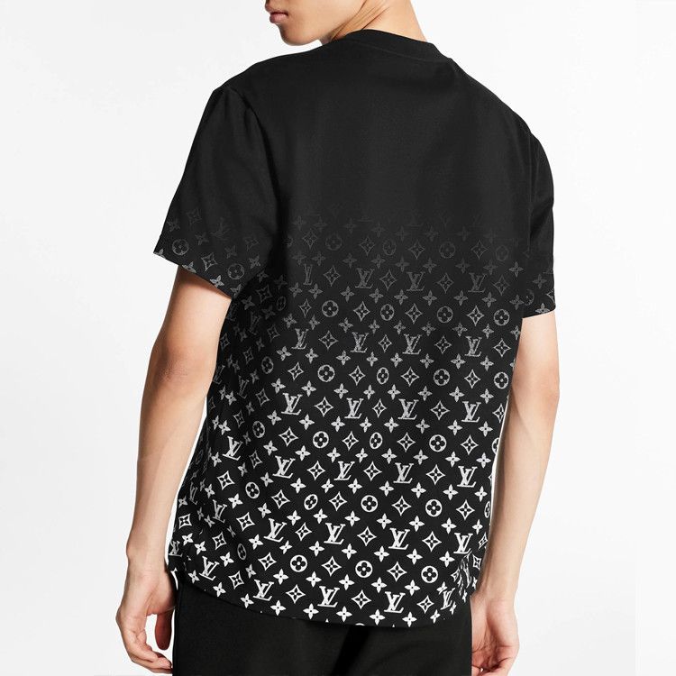 Louis Vuitton Louis Vuitton Monogram Fade T-Shirt Size XL Size US XL / EU 56 / 4 - 14 Thumbnail