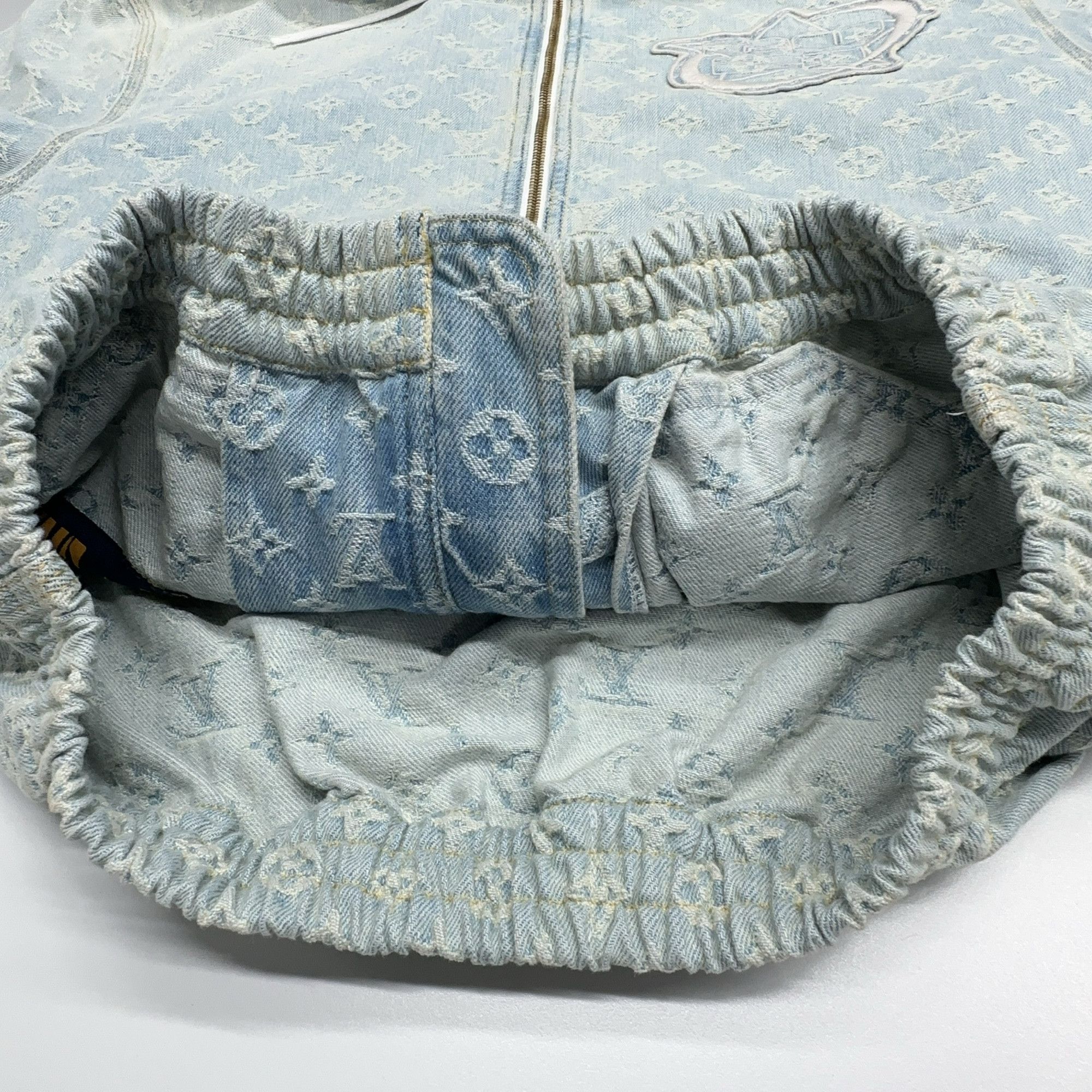 Louis Vuitton Louis Vuitton x NBA Monogram Denim Jacket Size M Size US M / EU 48-50 / 2 - 6 Thumbnail