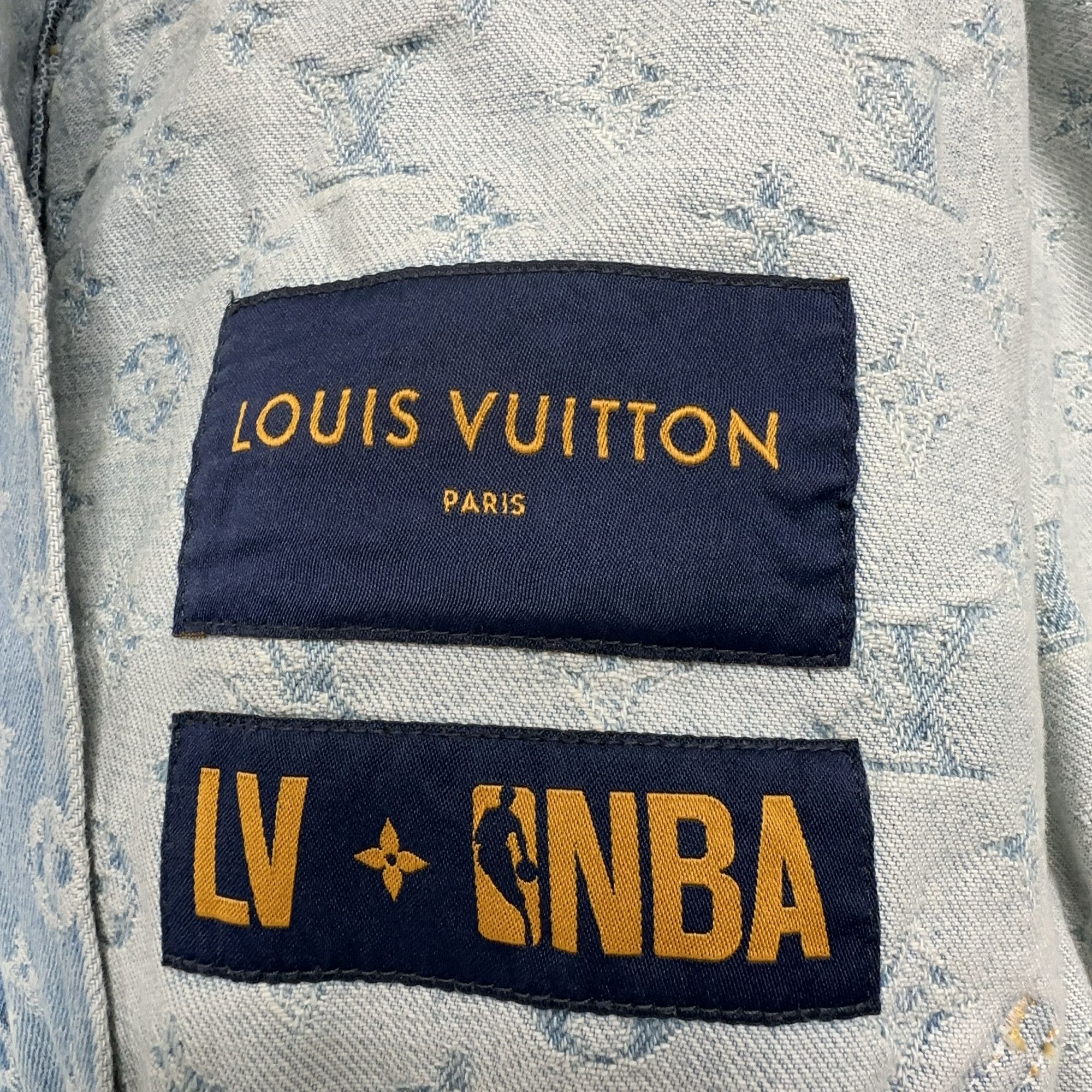 Louis Vuitton Louis Vuitton x NBA Monogram Denim Jacket Size M Size US M / EU 48-50 / 2 - 4 Thumbnail