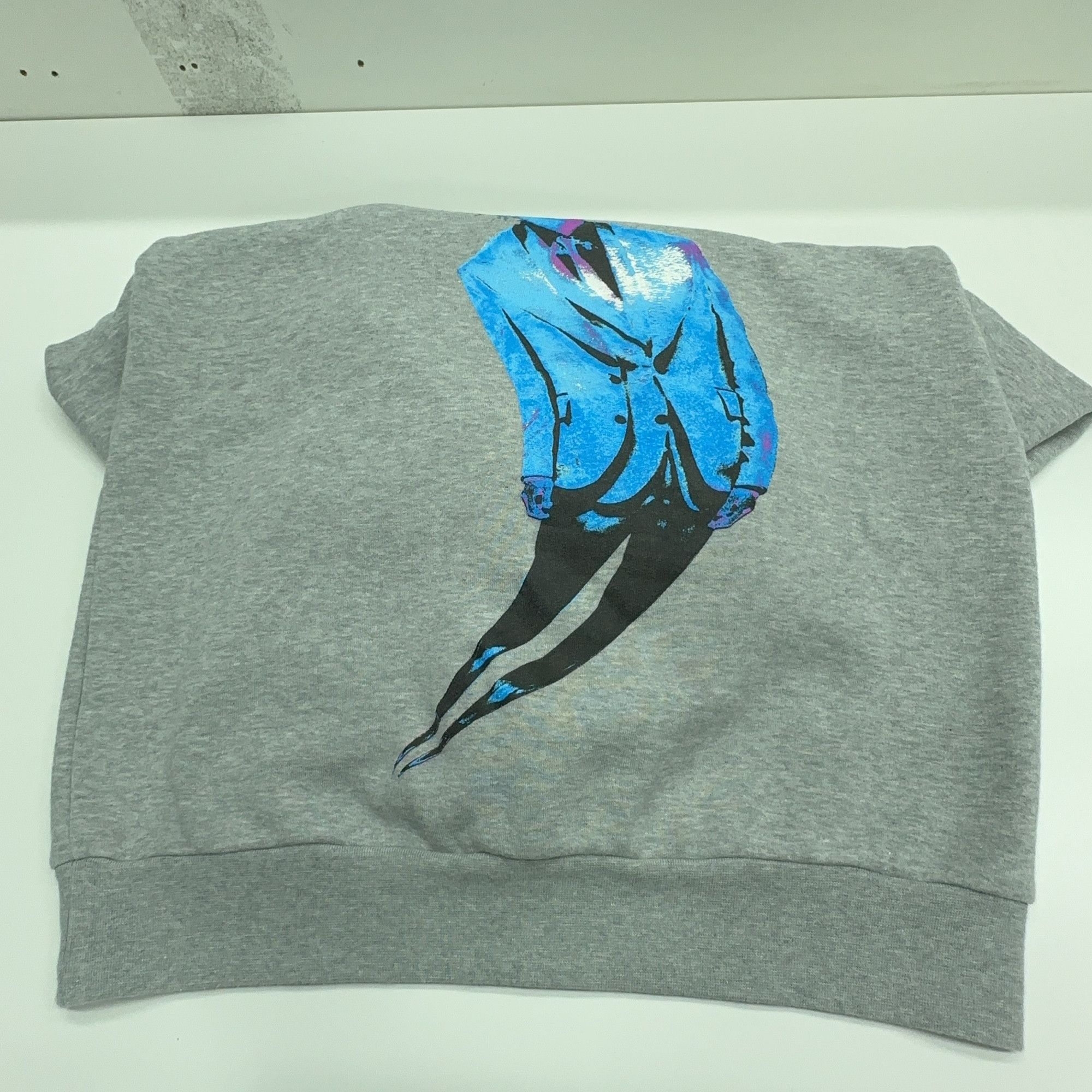 Louis Vuitton Louis Vuitton Graffiti Logo Graphic Hoodie Size L Size US L / EU 52-54 / 3 - 15 Thumbnail