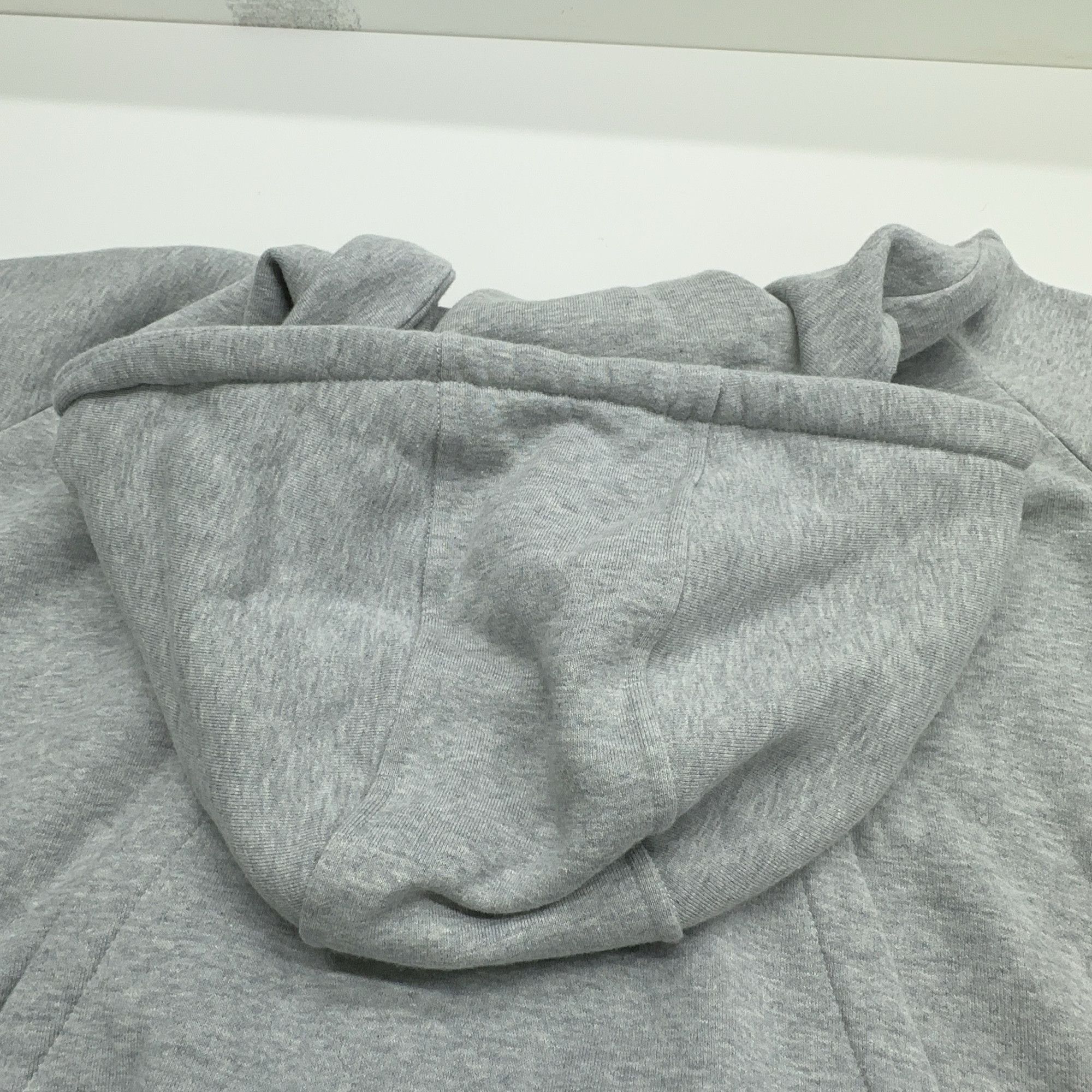 Louis Vuitton Louis Vuitton Graffiti Logo Graphic Hoodie Size L Size US L / EU 52-54 / 3 - 6 Thumbnail