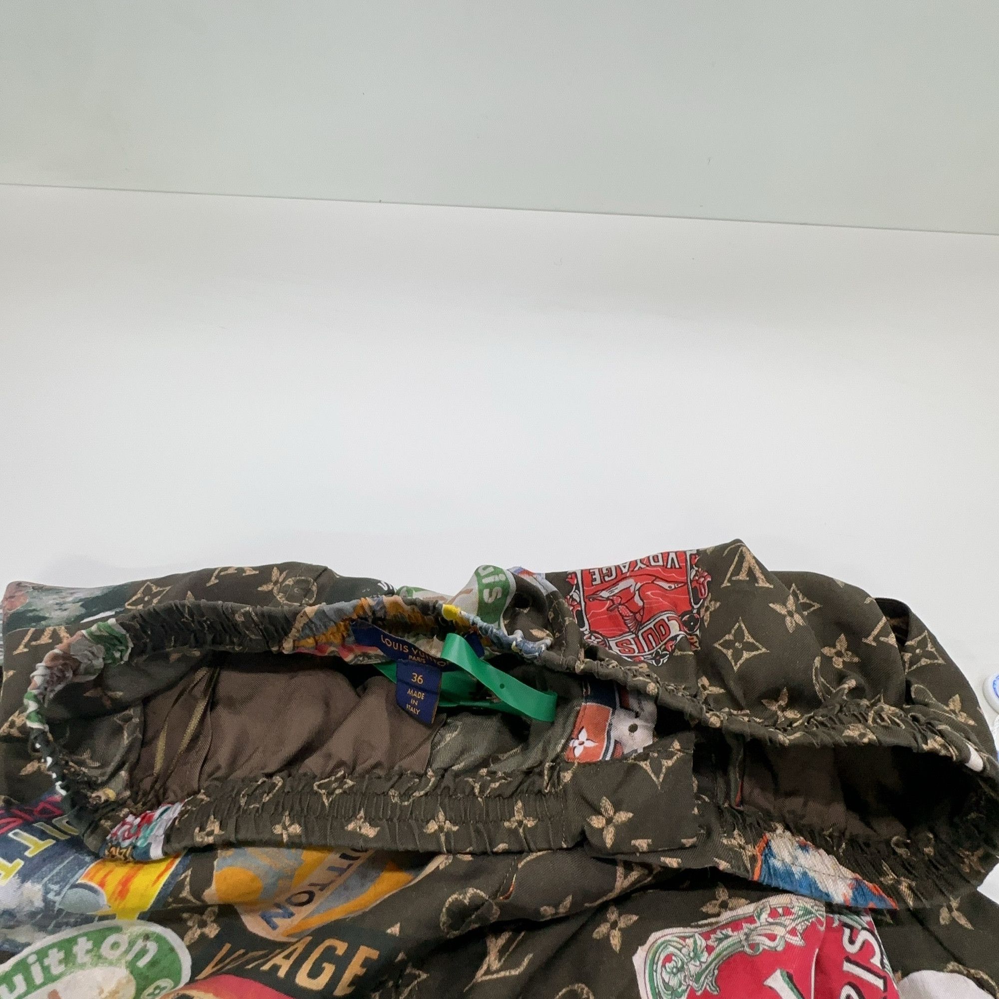 Louis Vuitton Louis Vuitton Monogram Patchwork Shorts Size 36 Size 26" / US 2 / IT 38 - 6 Thumbnail