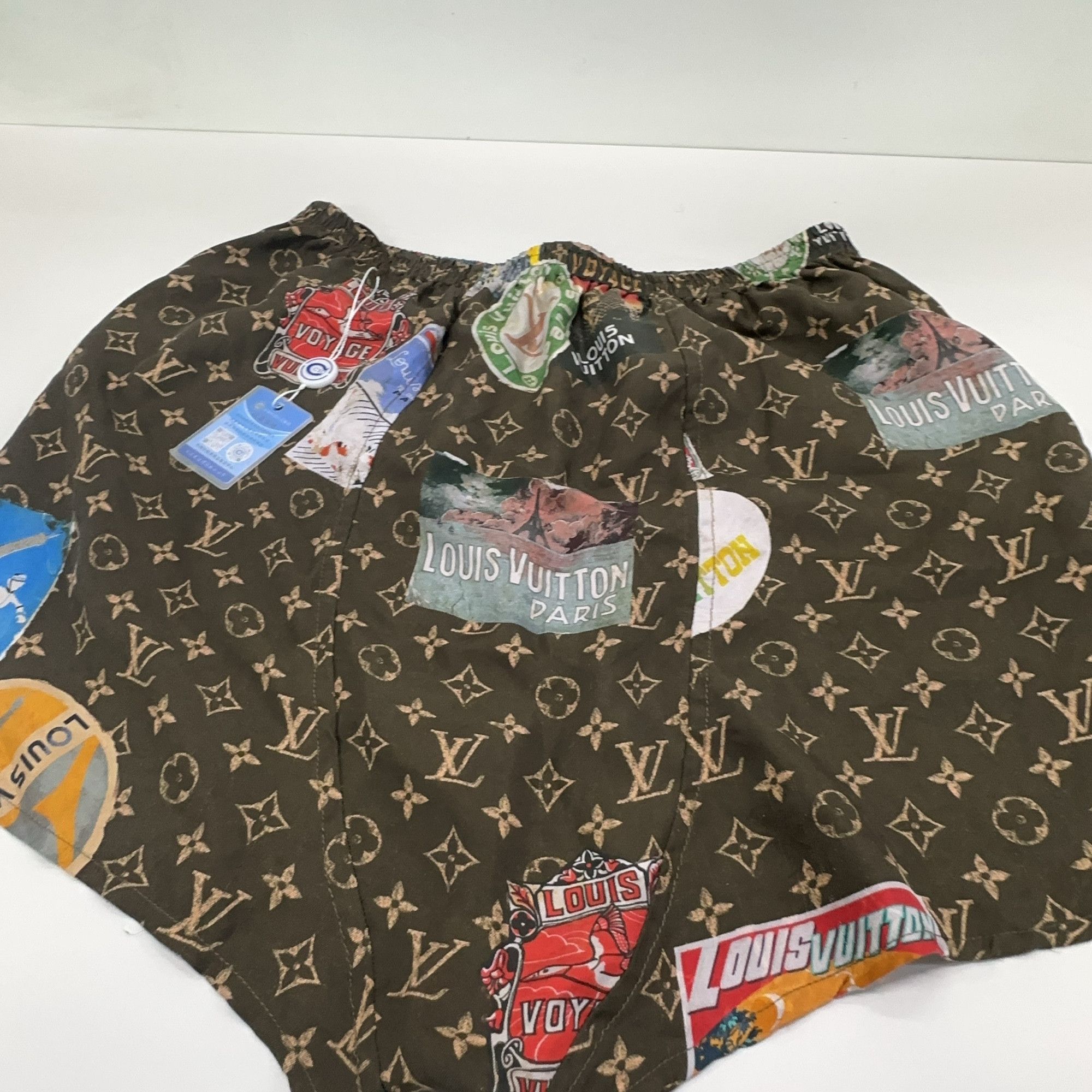 Louis Vuitton Louis Vuitton Monogram Patchwork Shorts Size 36 Size 26" / US 2 / IT 38 - 8 Thumbnail