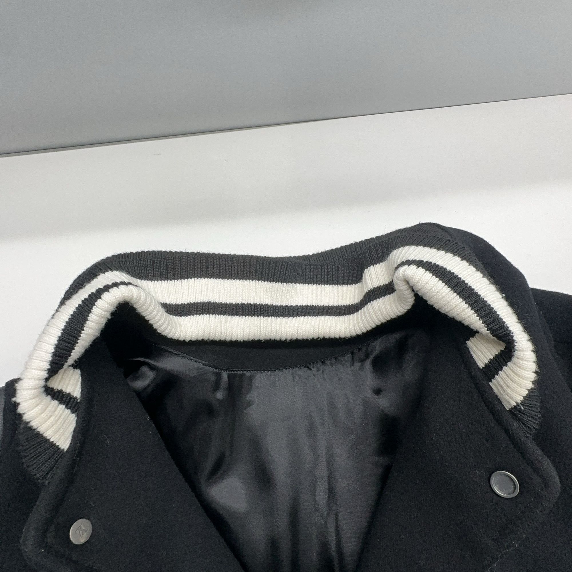 Louis Vuitton Louis Vuitton x NBA Varsity Jacket Size 52 Size US L / EU 52-54 / 3 - 6 Thumbnail
