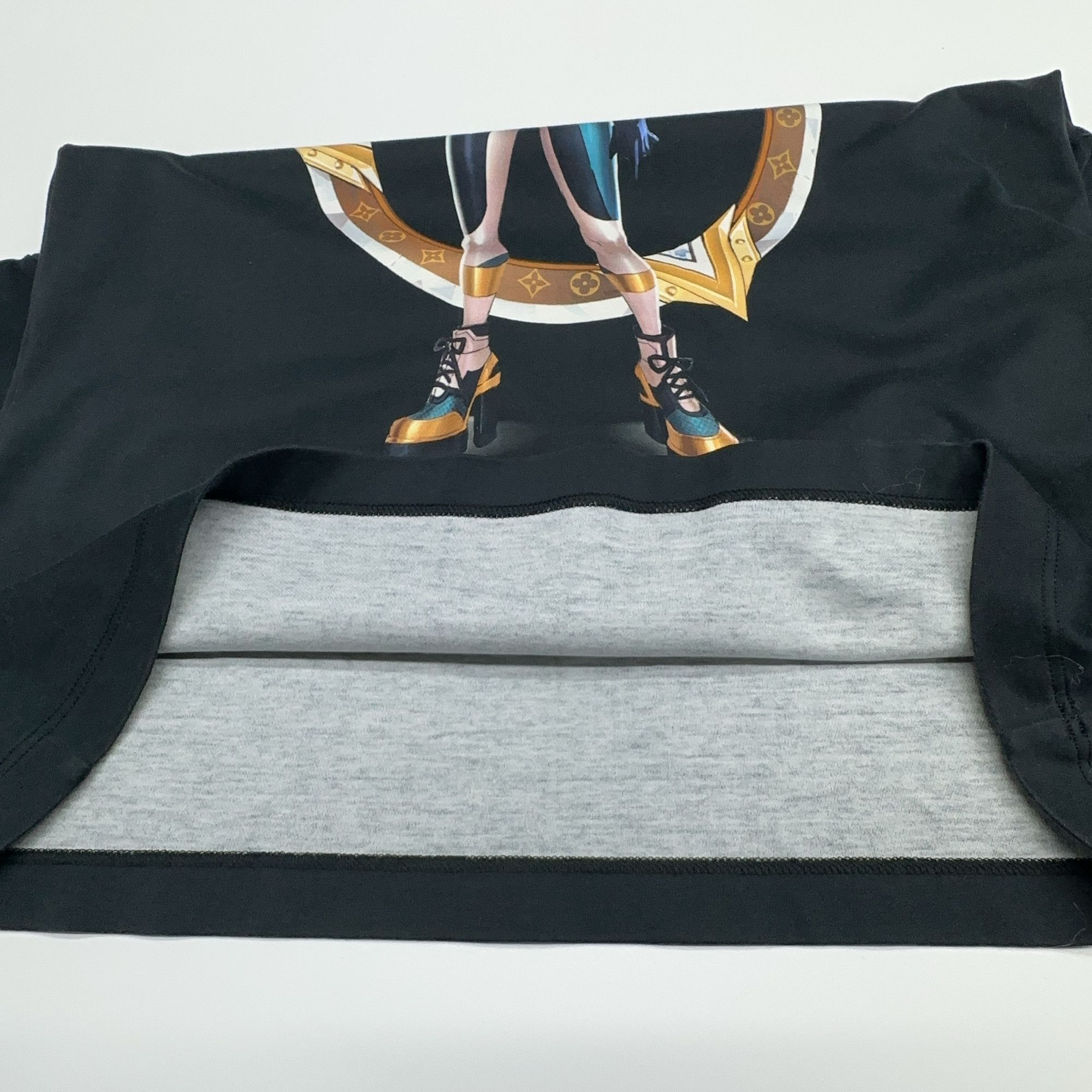 Louis Vuitton Louis Vuitton Qiyana Graphic T-Shirt Size S Size S / US 4 / IT 40 - 7 Thumbnail