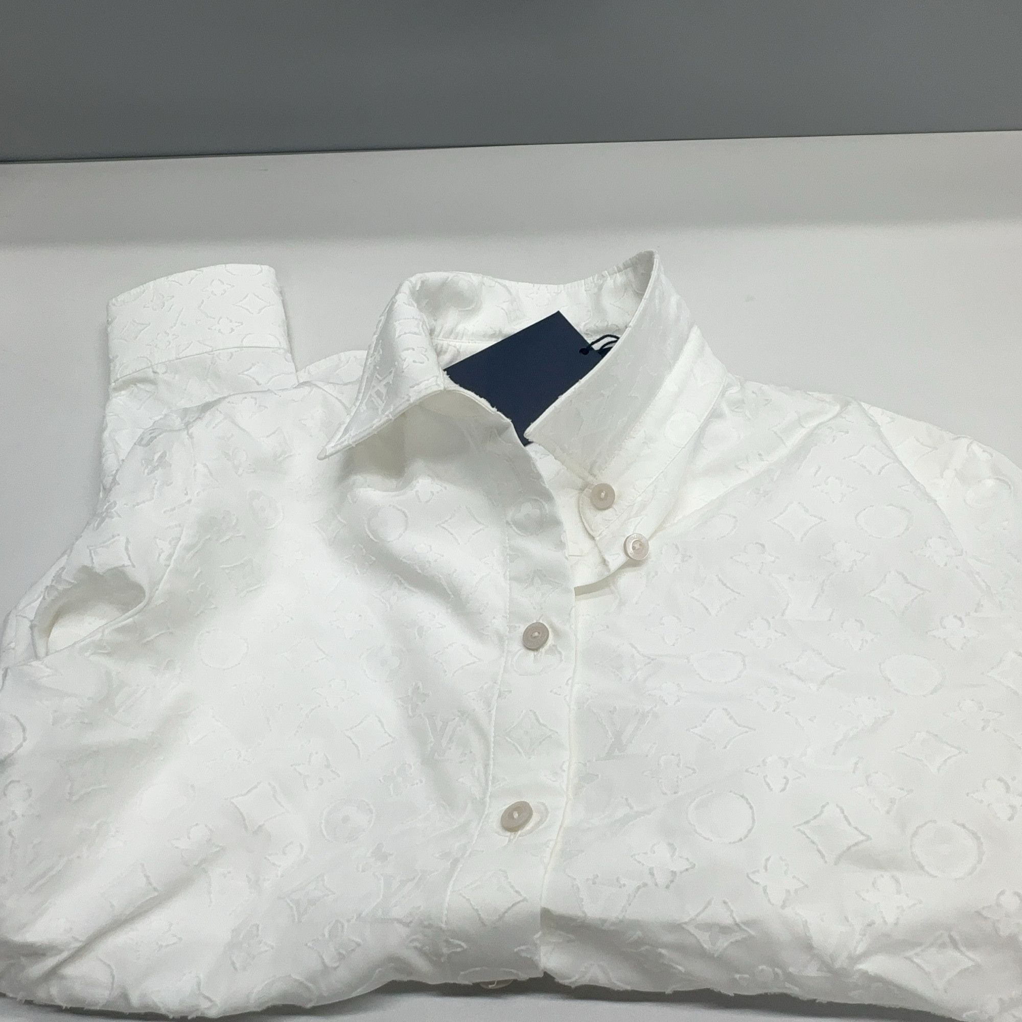 Louis Vuitton Louis Vuitton Monogram Shirt Size 34 Size XXS / US 00 / IT 34 - 8 Thumbnail