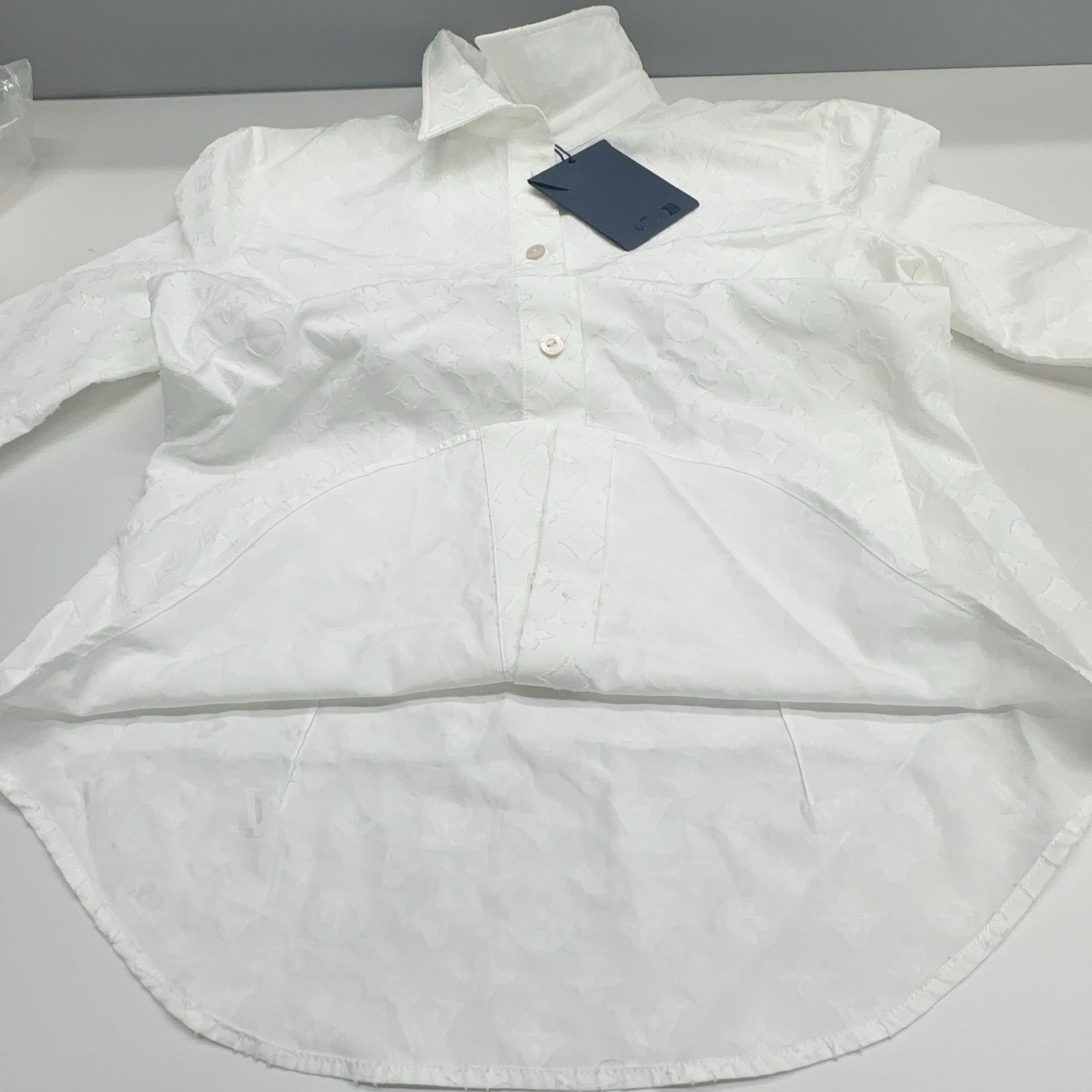 Louis Vuitton Louis Vuitton Monogram Shirt Size 34 Size XXS / US 00 / IT 34 - 7 Thumbnail