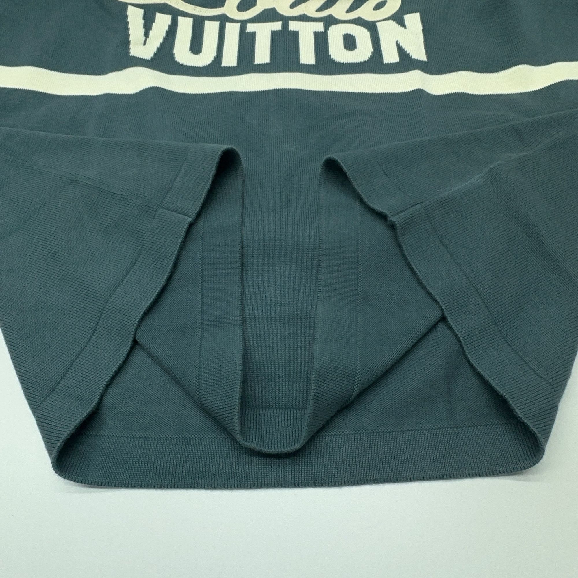 Louis Vuitton Louis Vuitton Script Logo Polo Shirt Size XL Size US XL / EU 56 / 4 - 10 Thumbnail