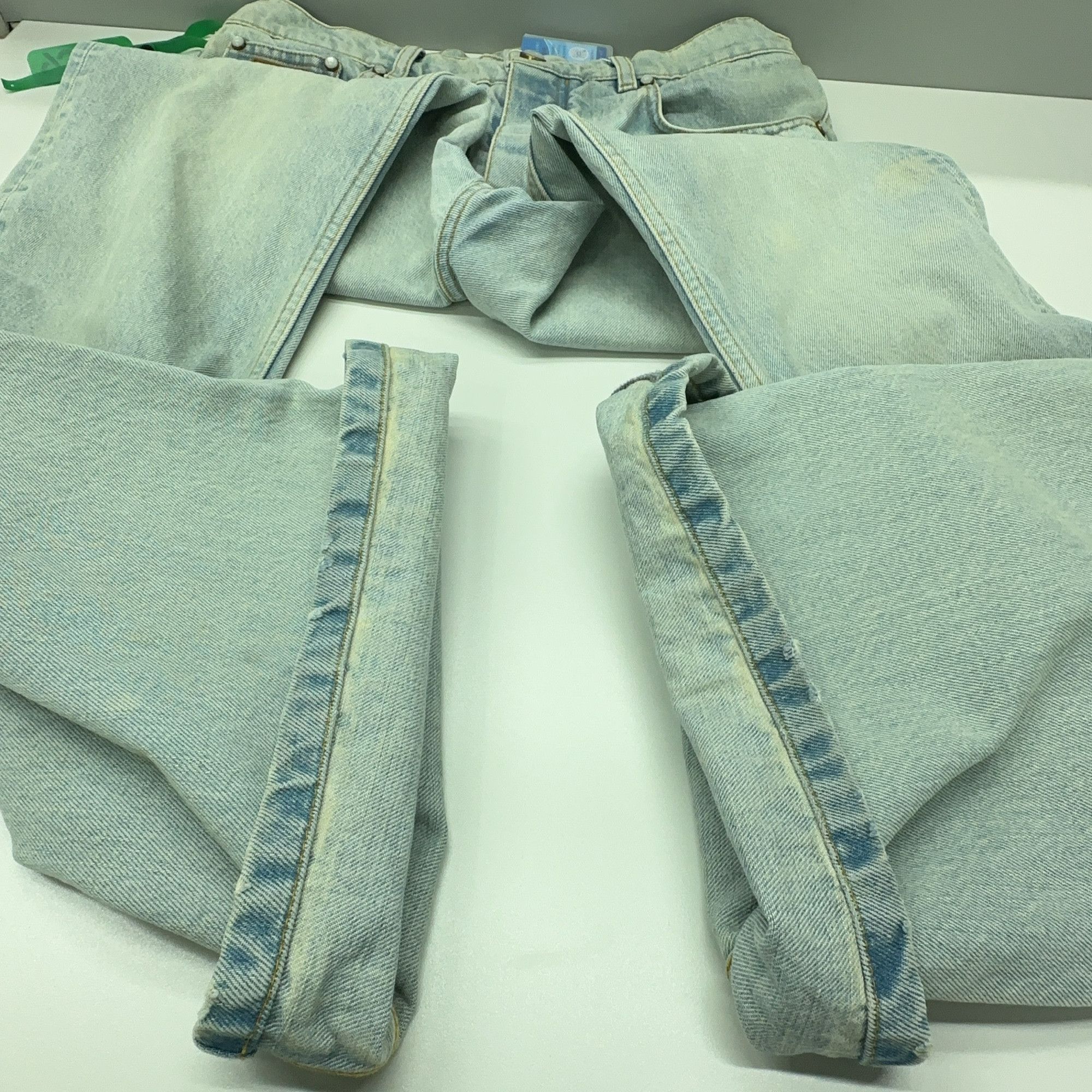 Louis Vuitton Louis Vuitton Embroidered Logo Denim Size 30 Size US 30 / EU 46 - 9 Thumbnail