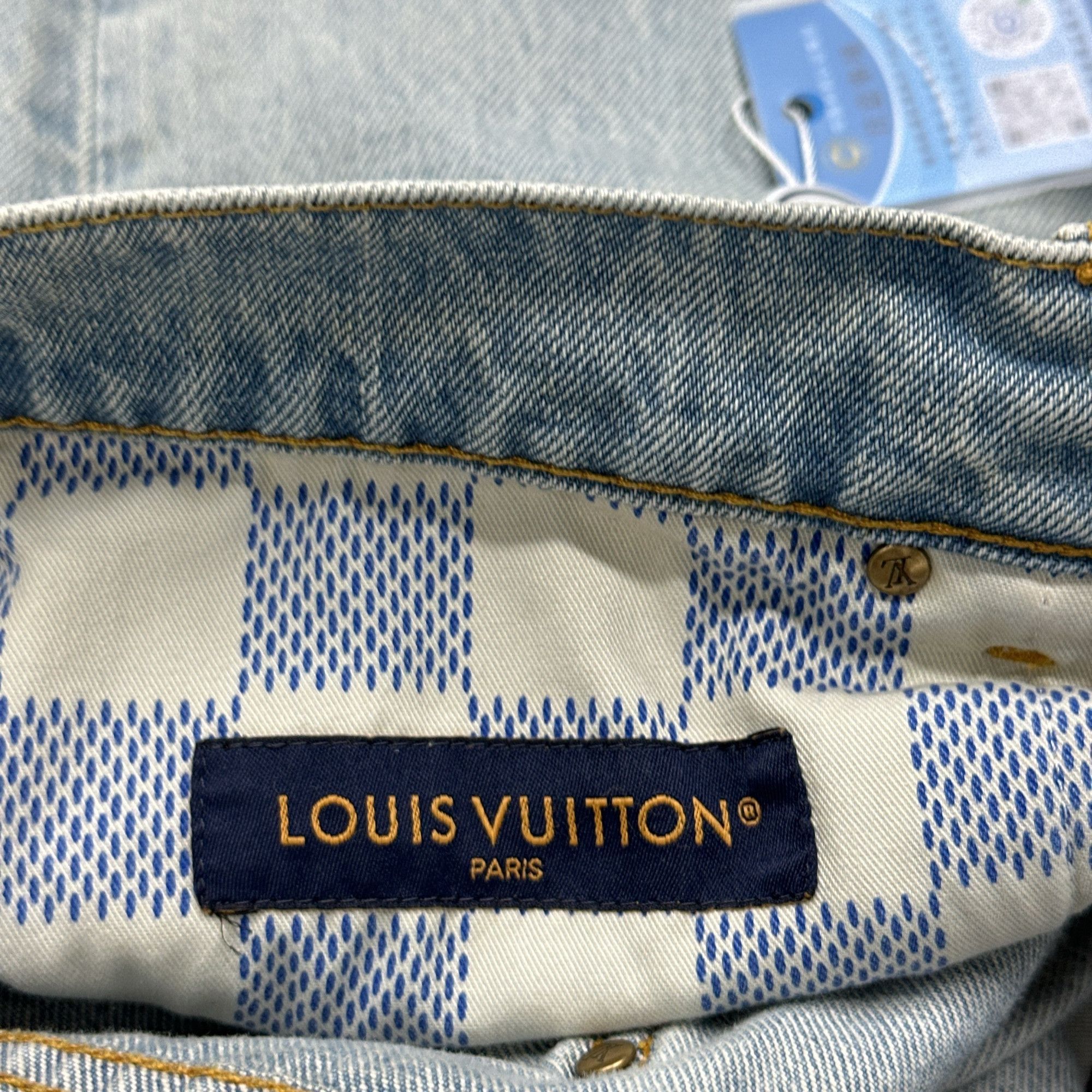 Louis Vuitton Louis Vuitton Embroidered Logo Denim Size 30 Size US 30 / EU 46 - 3 Thumbnail