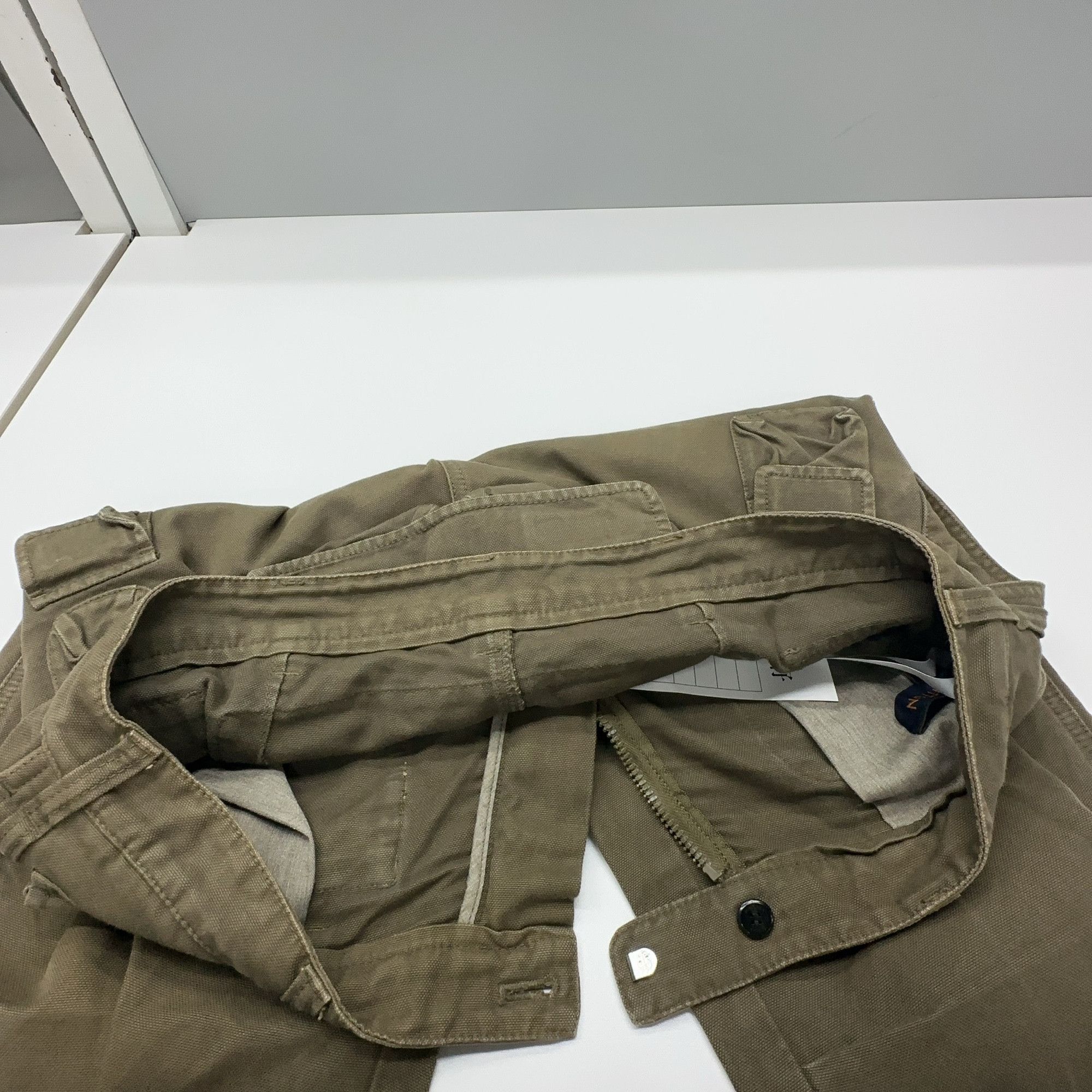 Louis Vuitton Louis Vuitton Multi Pocket Casual Pants Size 42 Size US 26 / EU 42 - 5 Thumbnail