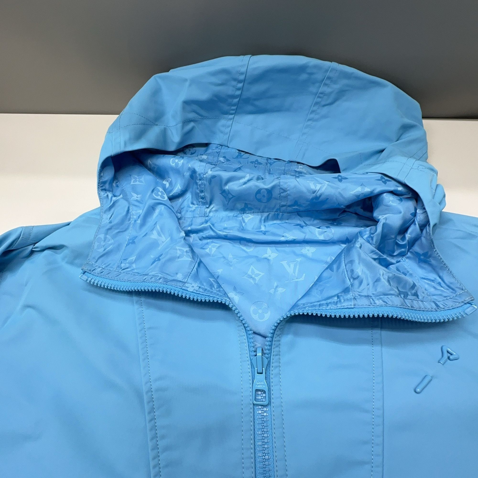 Louis Vuitton Louis Vuitton Reversible Monogram Light Jacket Size 50 Size US M / EU 48-50 / 2 - 7 Thumbnail