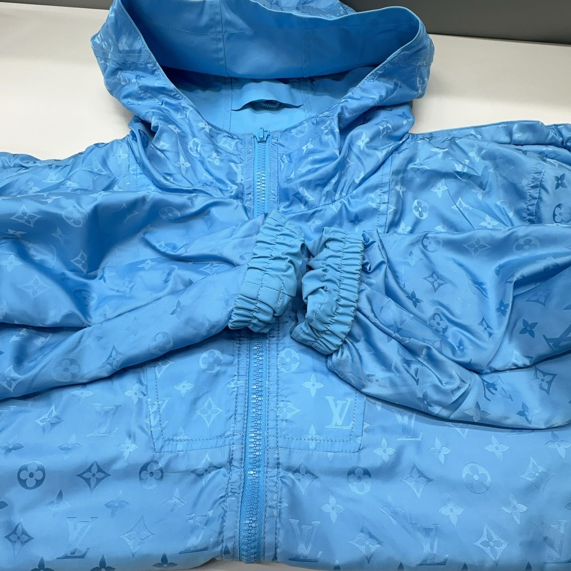 Louis Vuitton Louis Vuitton Reversible Monogram Light Jacket Size 50 Size US M / EU 48-50 / 2 - 12 Thumbnail