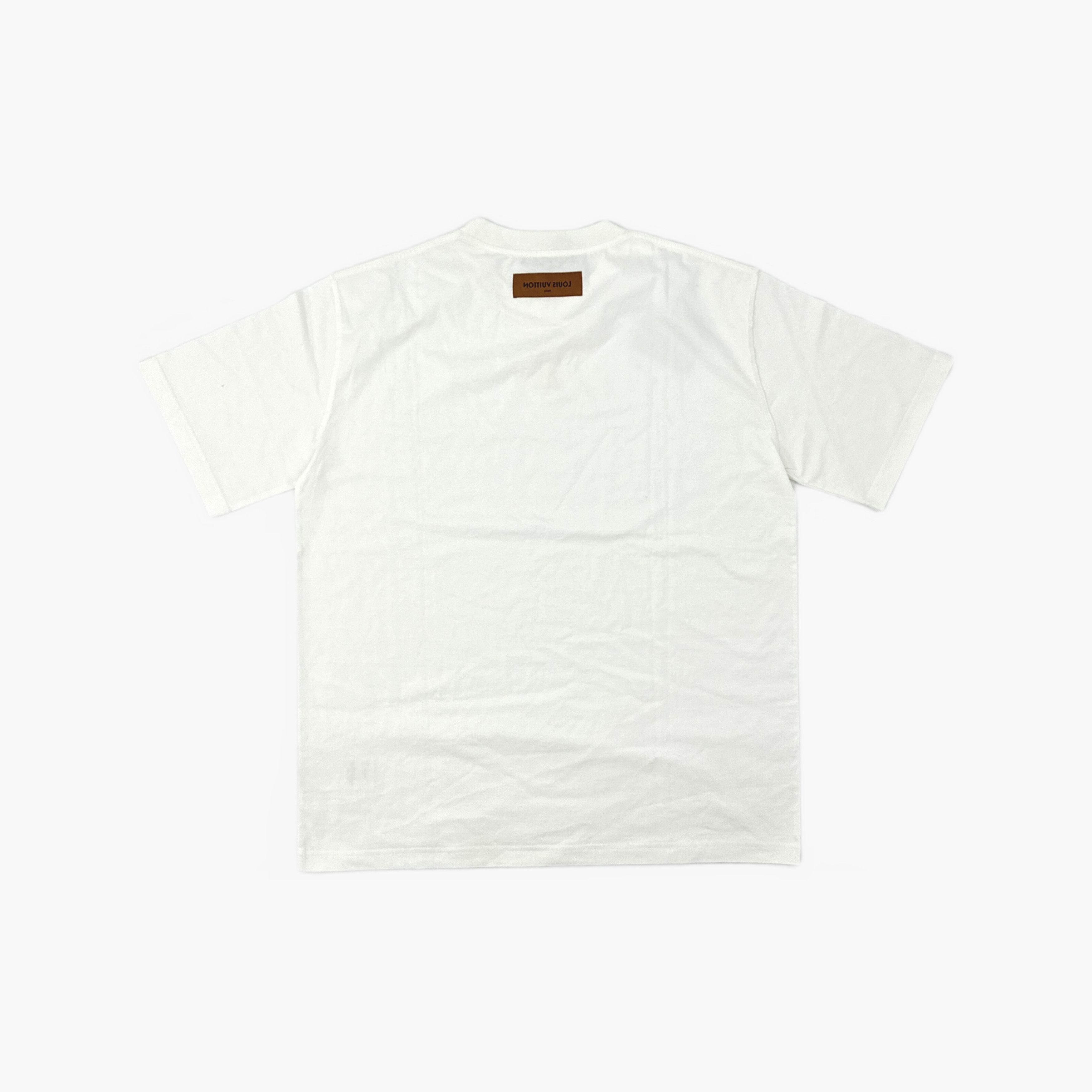 Louis Vuitton Louis Vuitton Embossed Logo T-Shirt White Size XL Size US XL / EU 56 / 4 - 2 Thumbnail