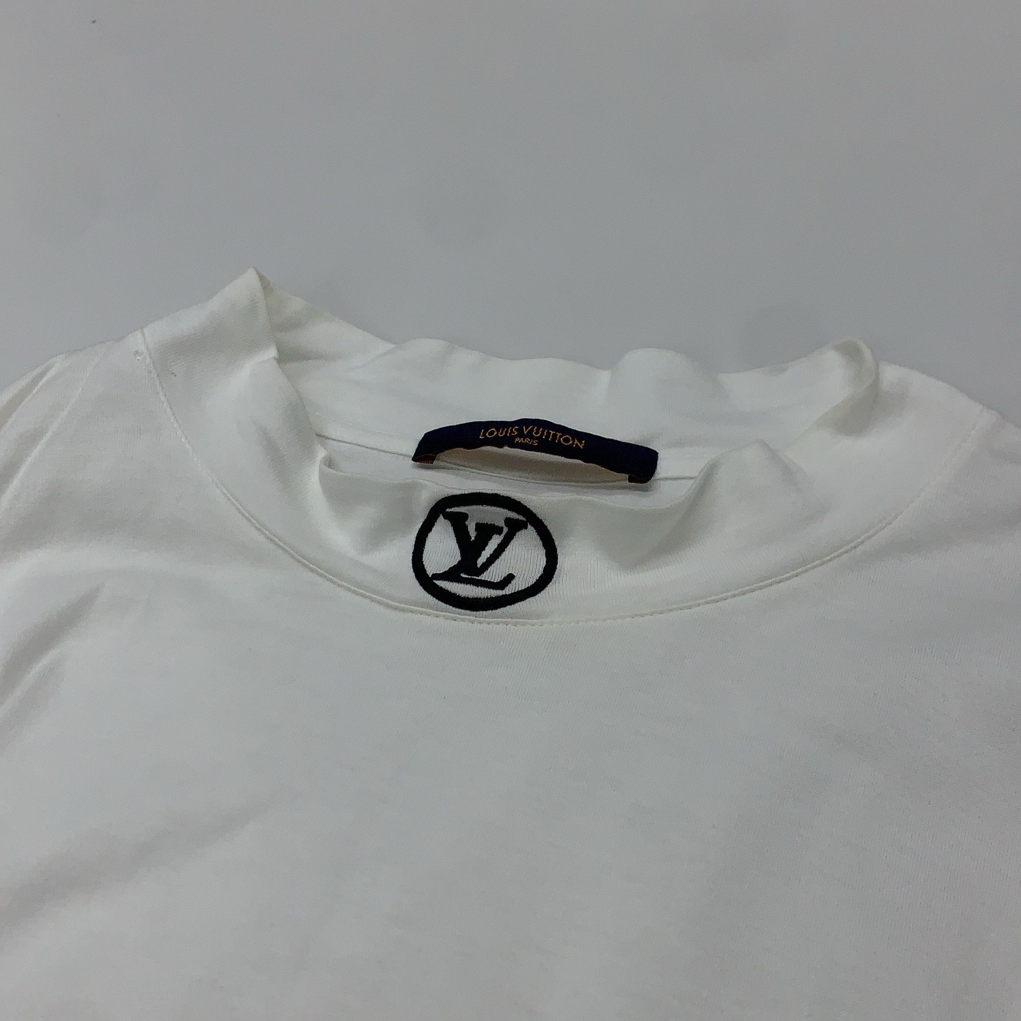 Louis Vuitton Louis Vuitton Embroidered Logo T-Shirt Size L Size US L / EU 52-54 / 3 - 5 Thumbnail