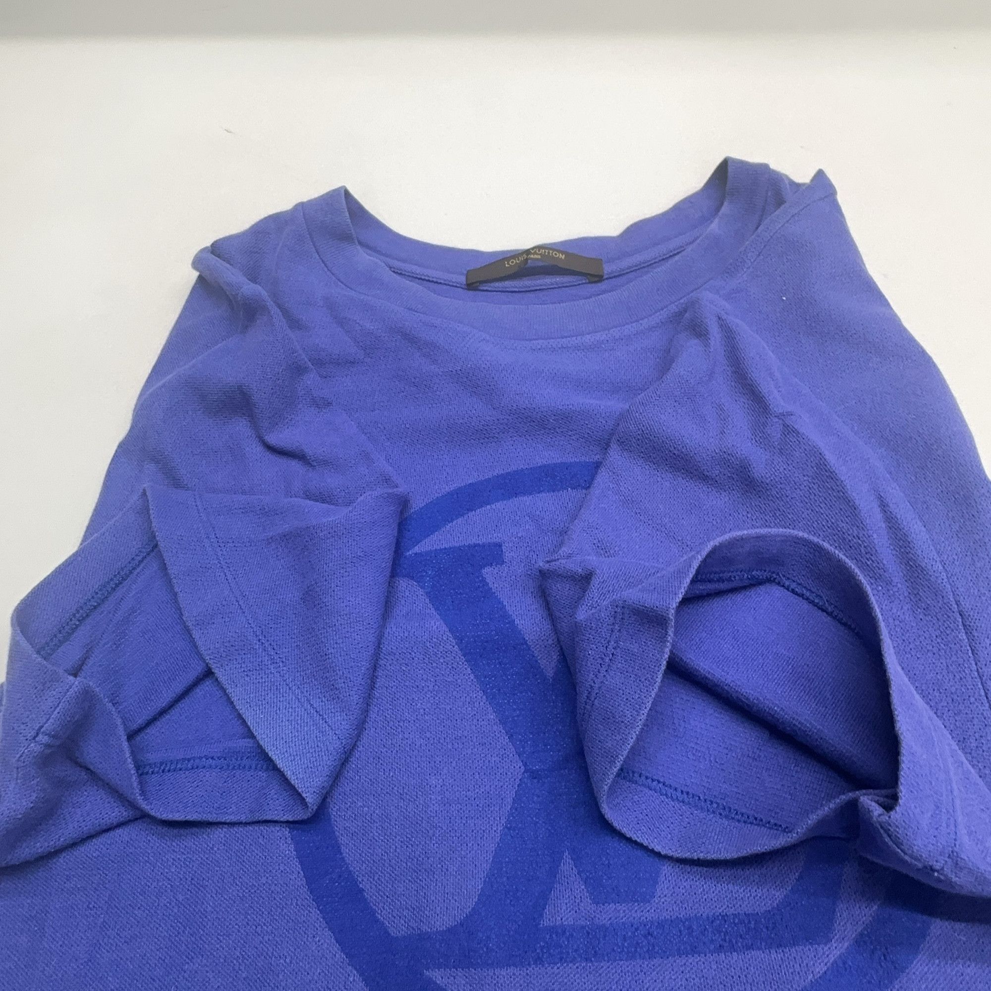 Louis Vuitton Louis Vuitton Logo Print Short Sleeve T-Shirt Size L Size L / US 10 / IT 46 - 9 Thumbnail