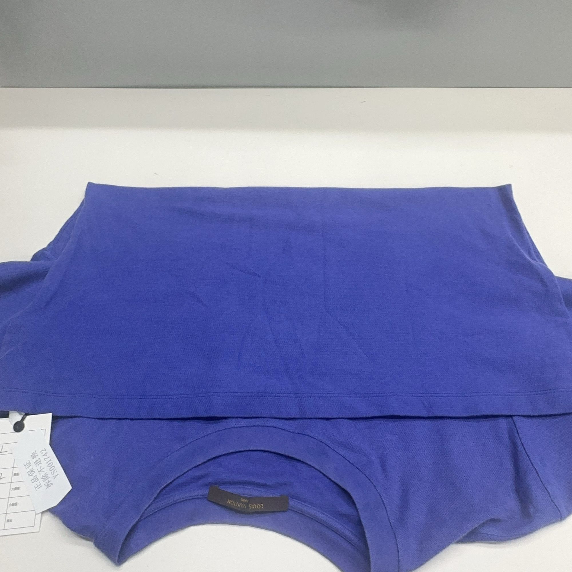 Louis Vuitton Louis Vuitton Logo Print Short Sleeve T-Shirt Size L Size L / US 10 / IT 46 - 12 Thumbnail