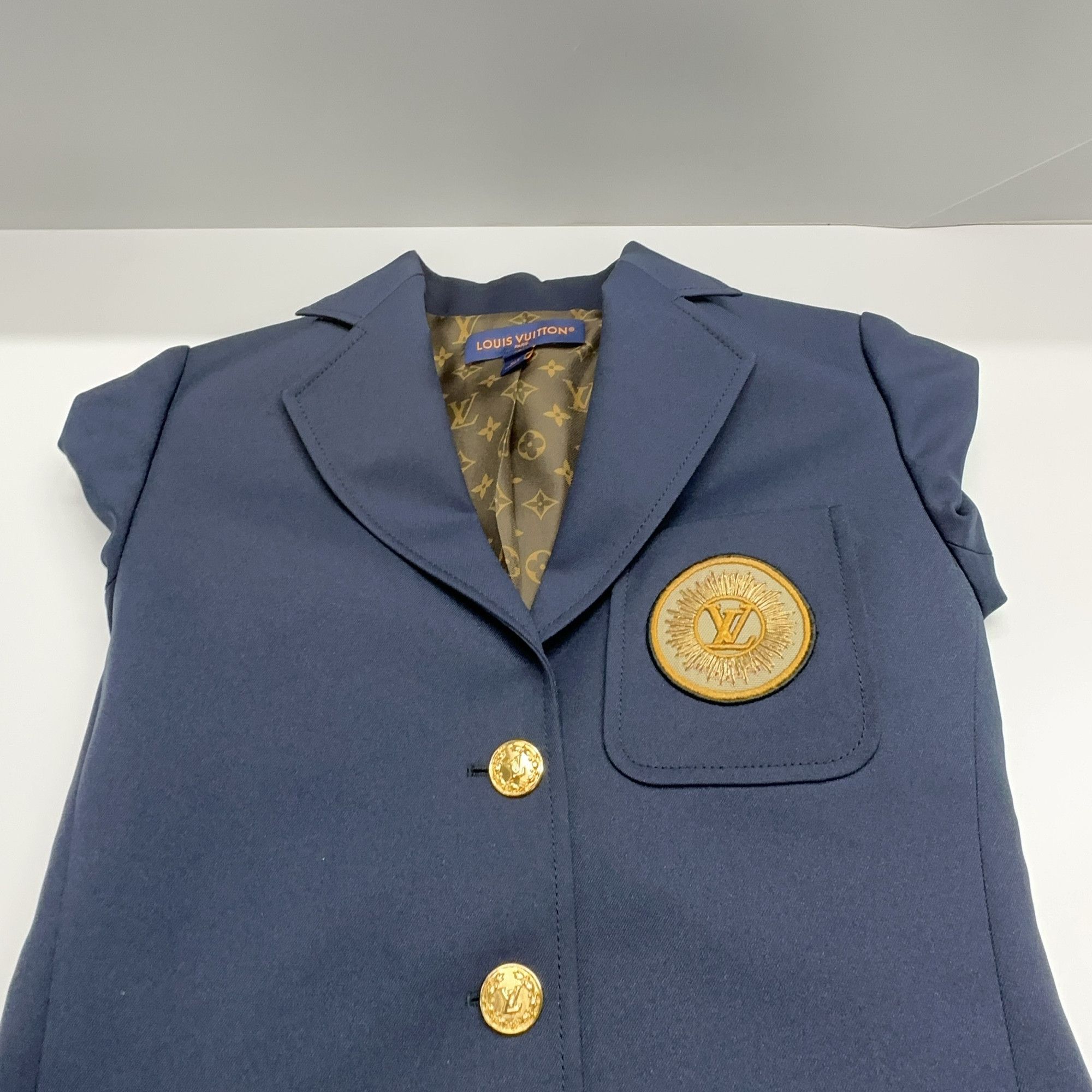 Louis Vuitton Louis Vuitton Monogram Patch Blazer Size 36 (FR) Size XS / US 0-2 / IT 36-38 - 12 Thumbnail